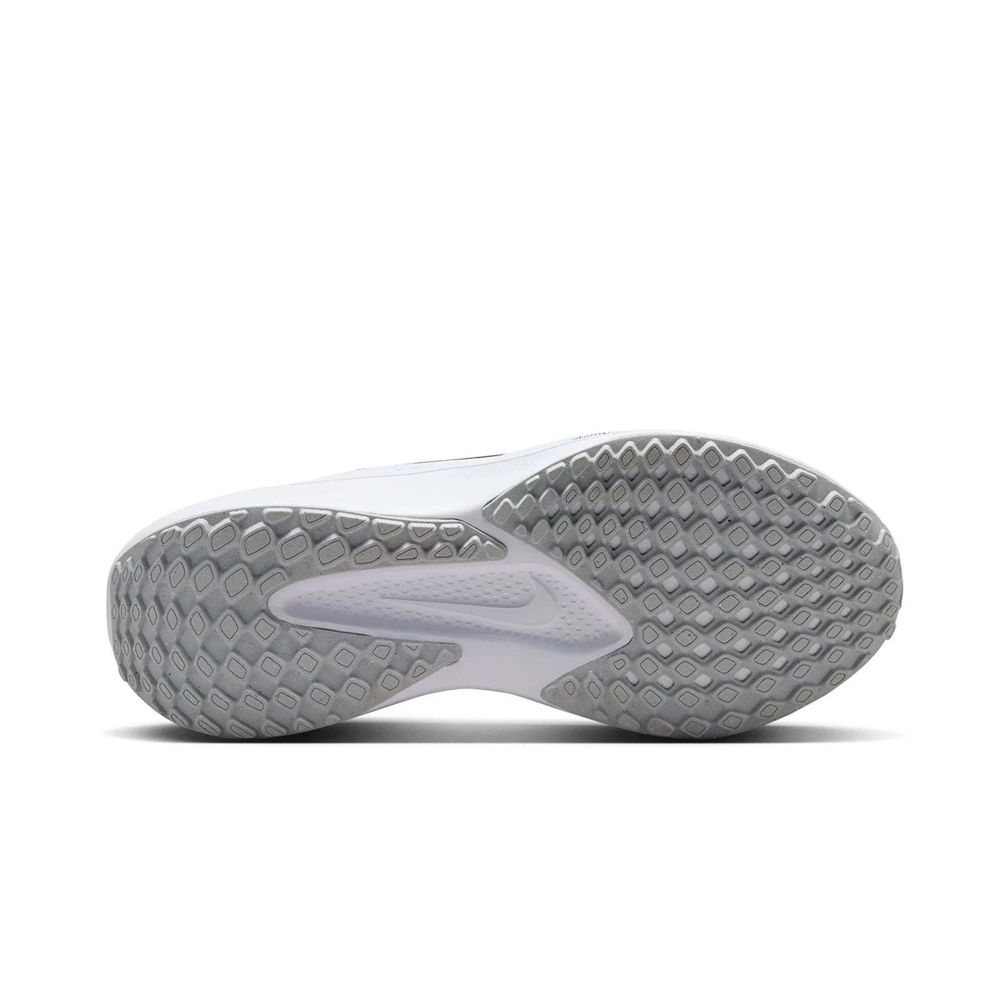 NIKE FD6034-100 WMNS NIKE QUEST 6