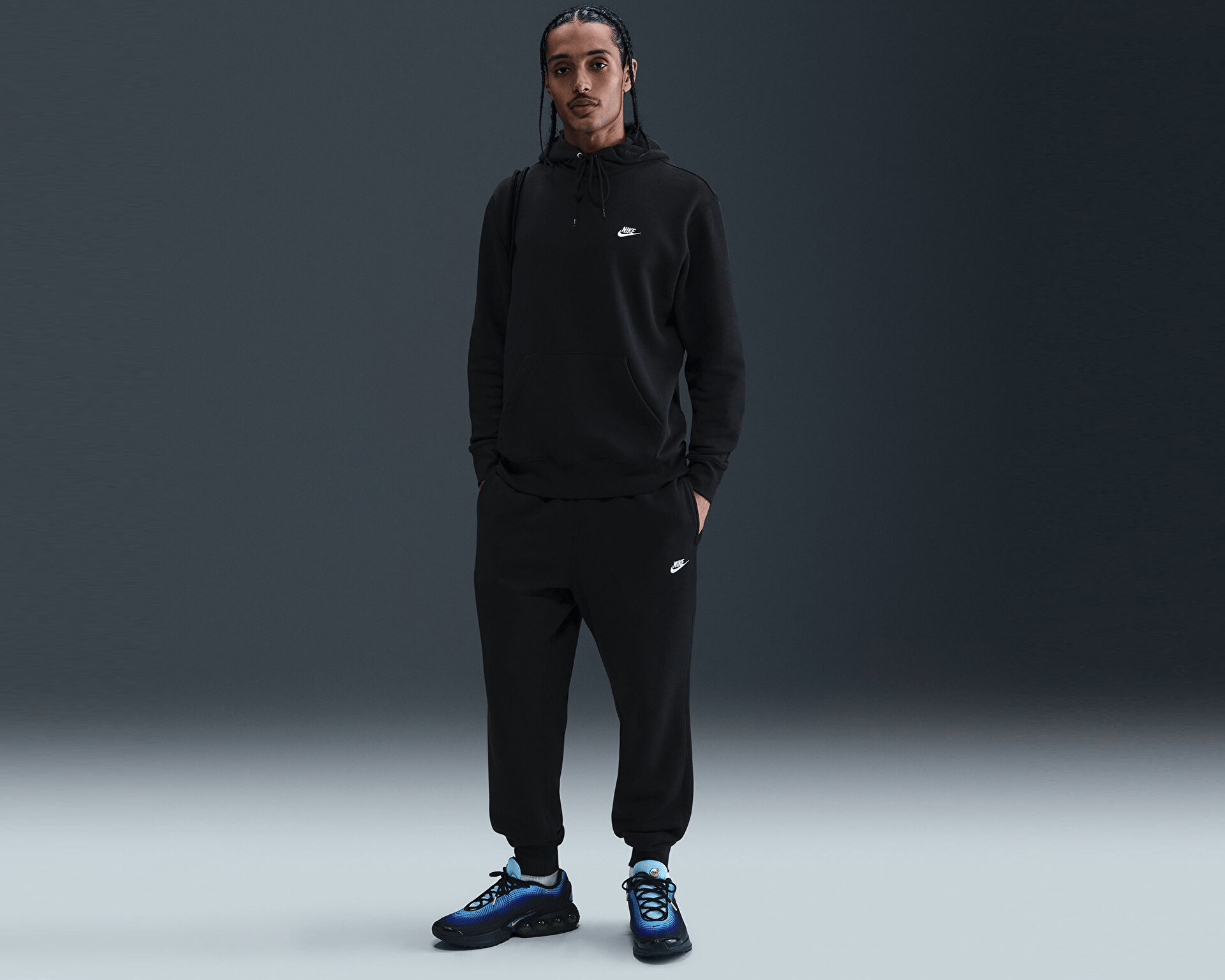 NIKE FN3859-010 M NK CLUB BB PO HOODIE