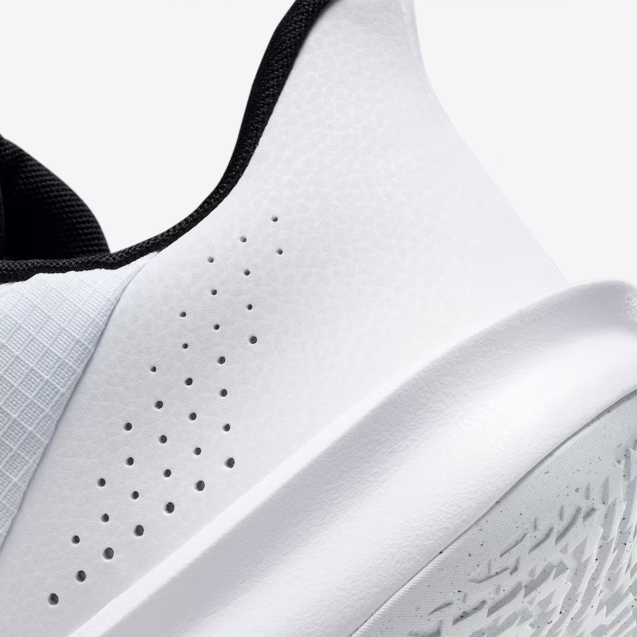 NIKE FN4322-101 NIKE PRECISION VII