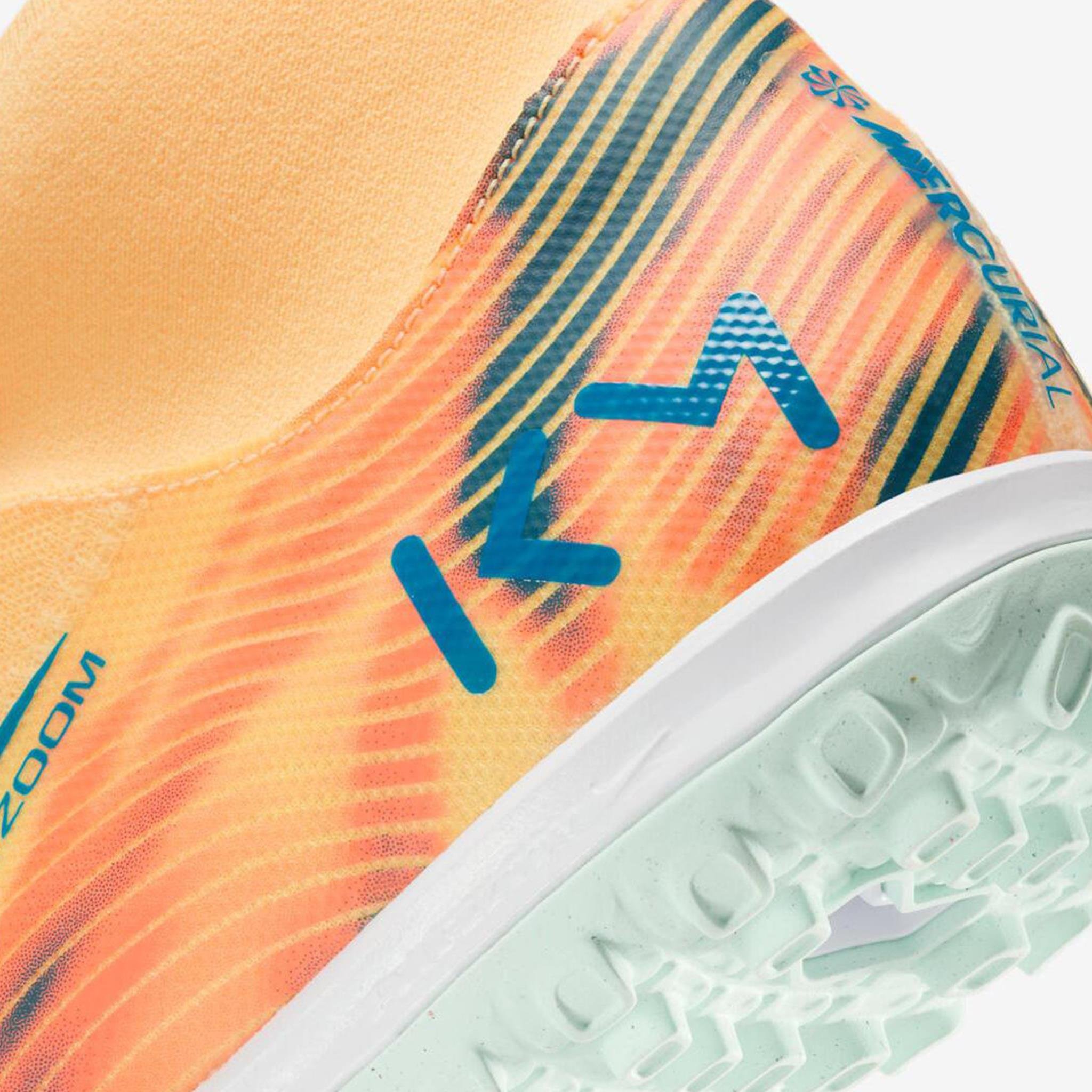 NIKE FQ8333-801 ZM SUPERFLY 10 ACADEMY KYLIAN MBAPPE TF