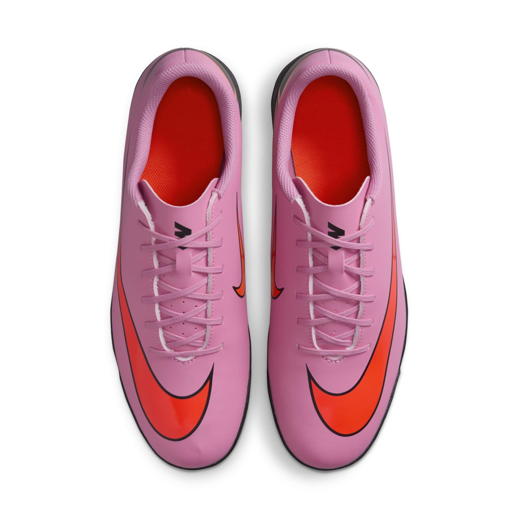 NIKE FQ8446-600 VAPOR 16 CLUB TF
