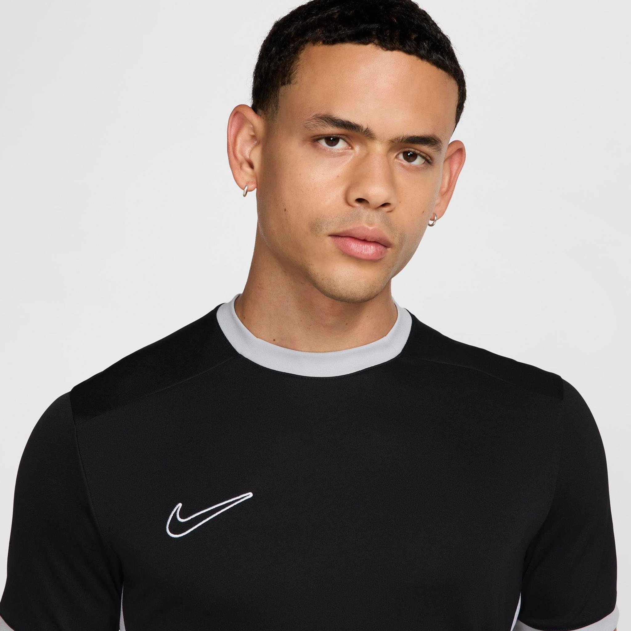 NIKE FZ9754-010 M NK DF ACD25 SS TOP T-SHIRT