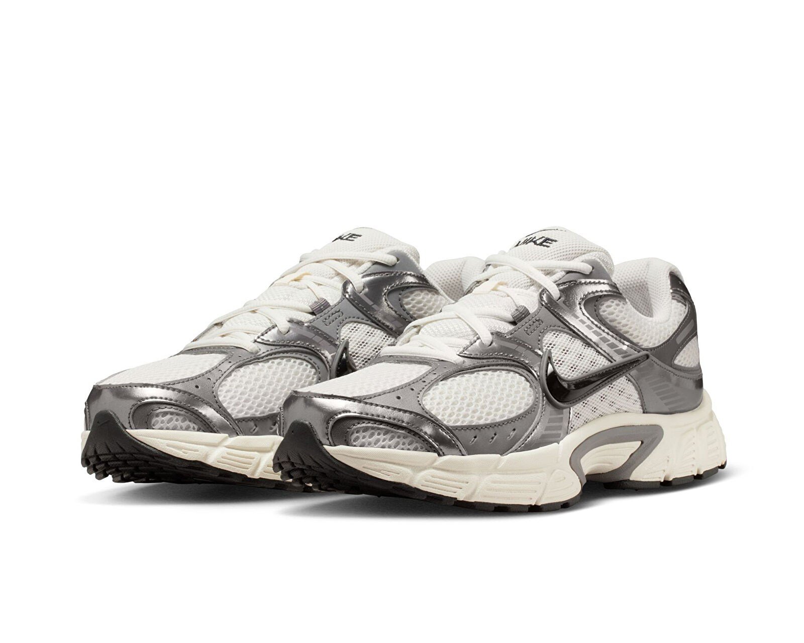 NIKE HJ5228-009 V5 RNR