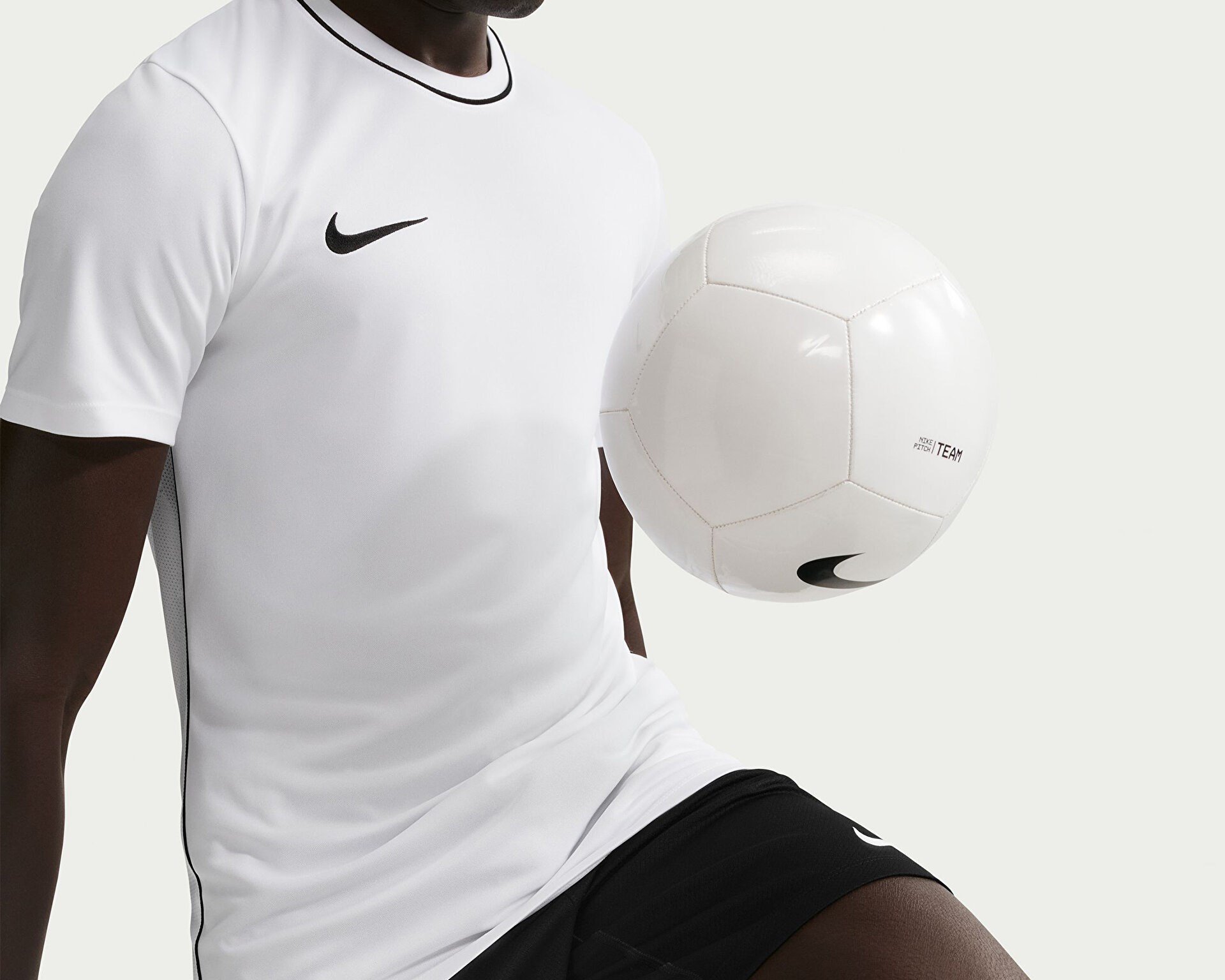 NIKE HM7127-100 M NK DF PARK26 SS TOP TİŞÖRT