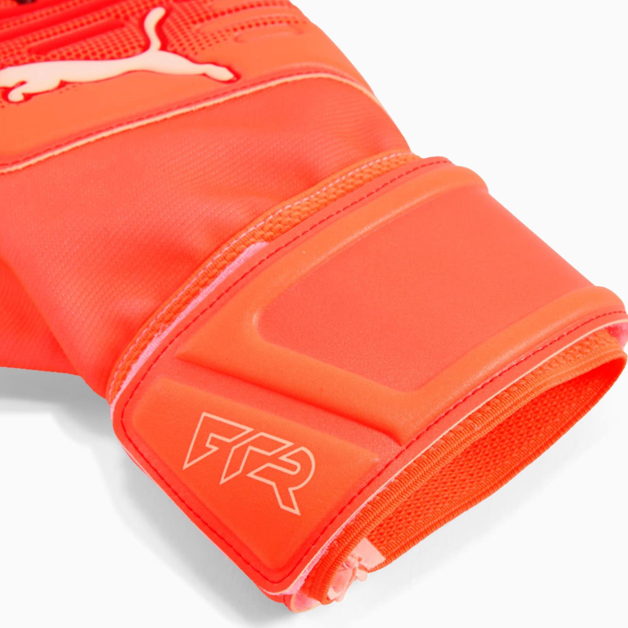 PUMA 04212401 FUTURE MATCH NC KALECİ ELDİVENİ