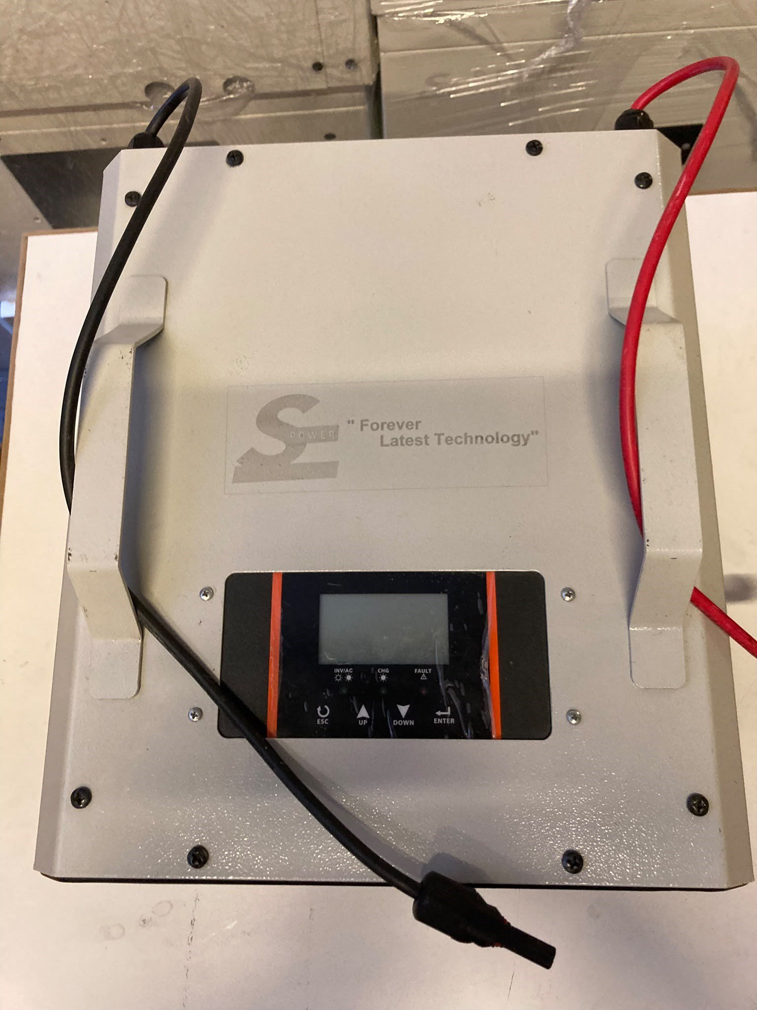 Spower SG-2 1.6KW Solar Hibrit Jeneratör 105AH Akülü