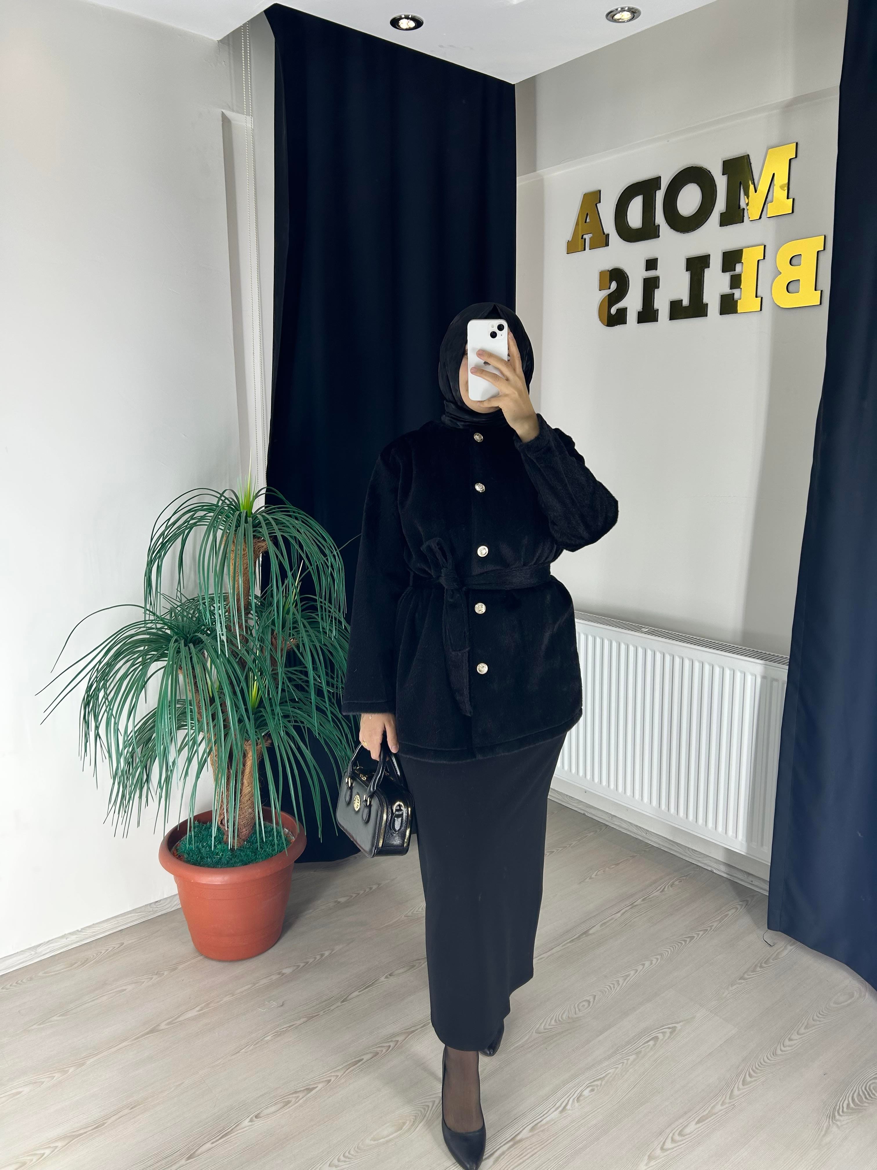 Selin Peluş Mont Siyah