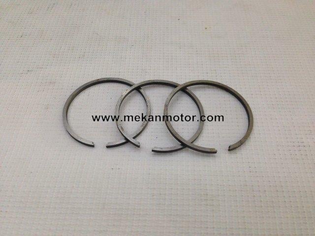 PISTON RING SET CZ 125 55mm