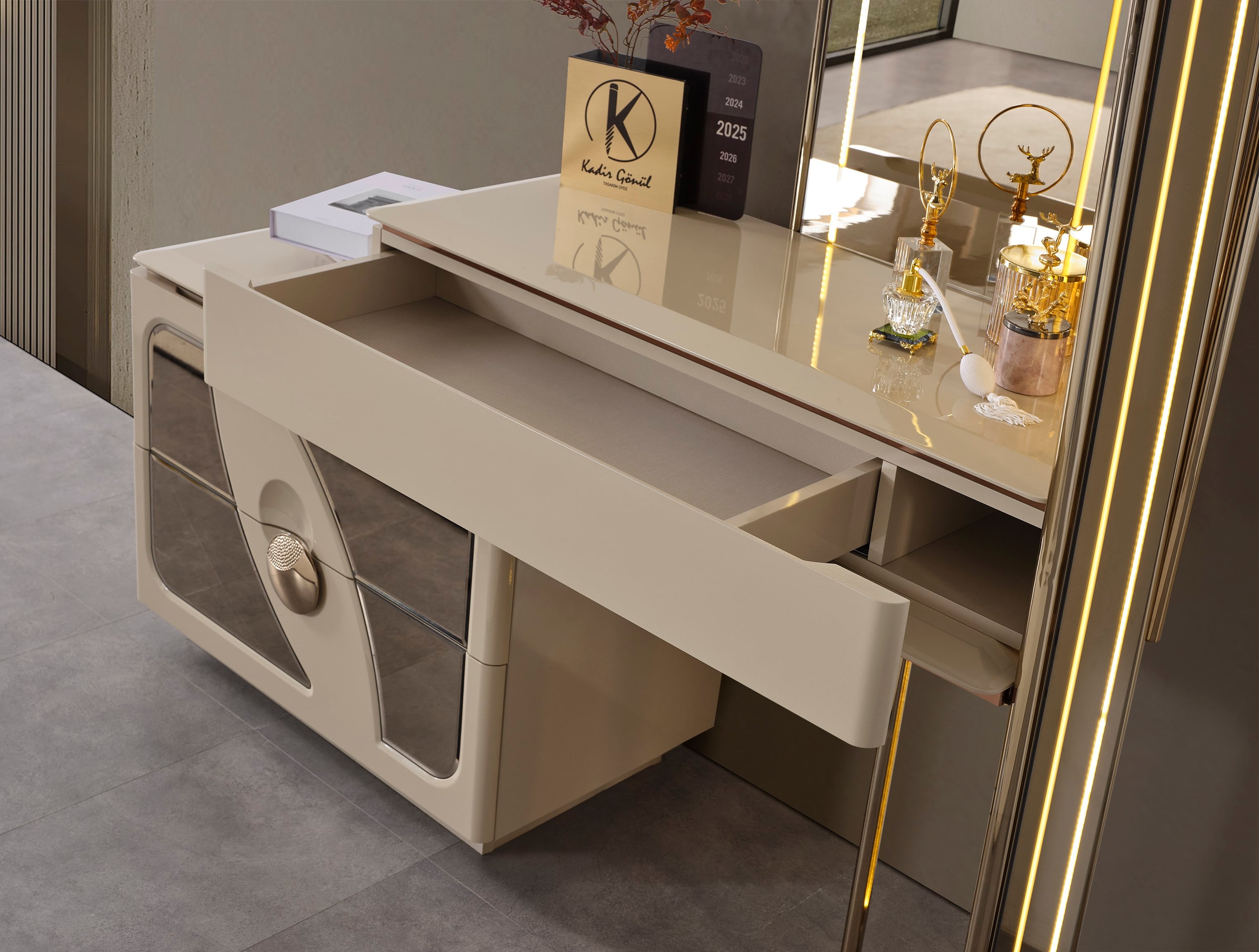 GUCCİ YATAK ODASI