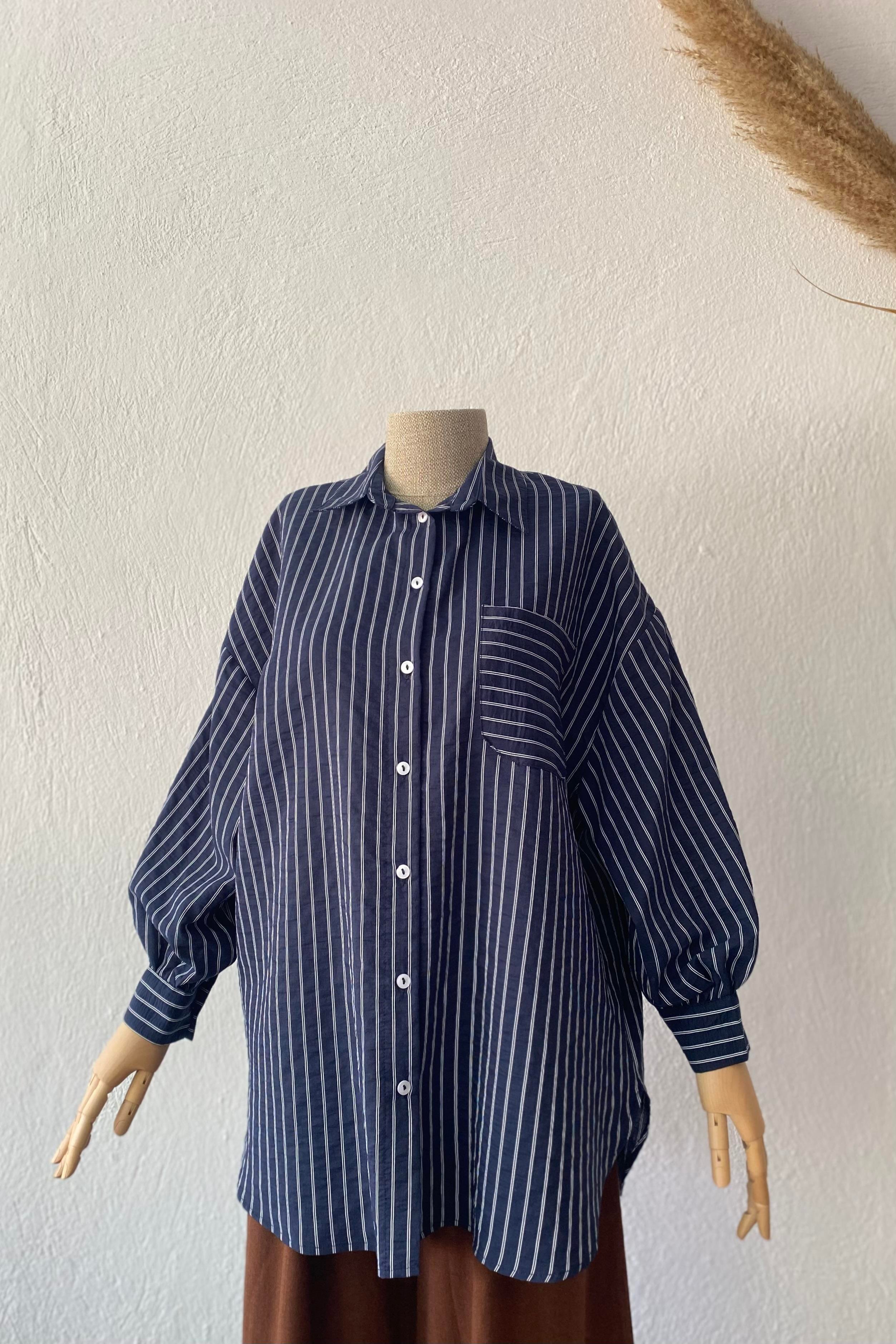 Çizgili Oversize Gömlek Lacivert