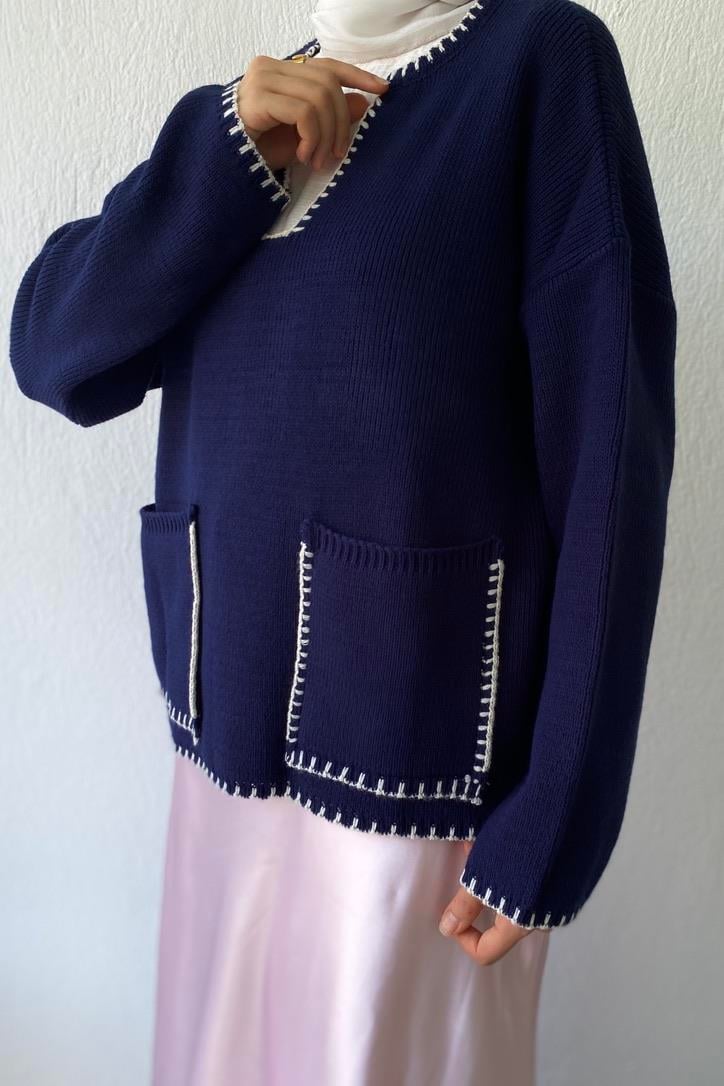 Dikiș Detaylı Oversize Kazak