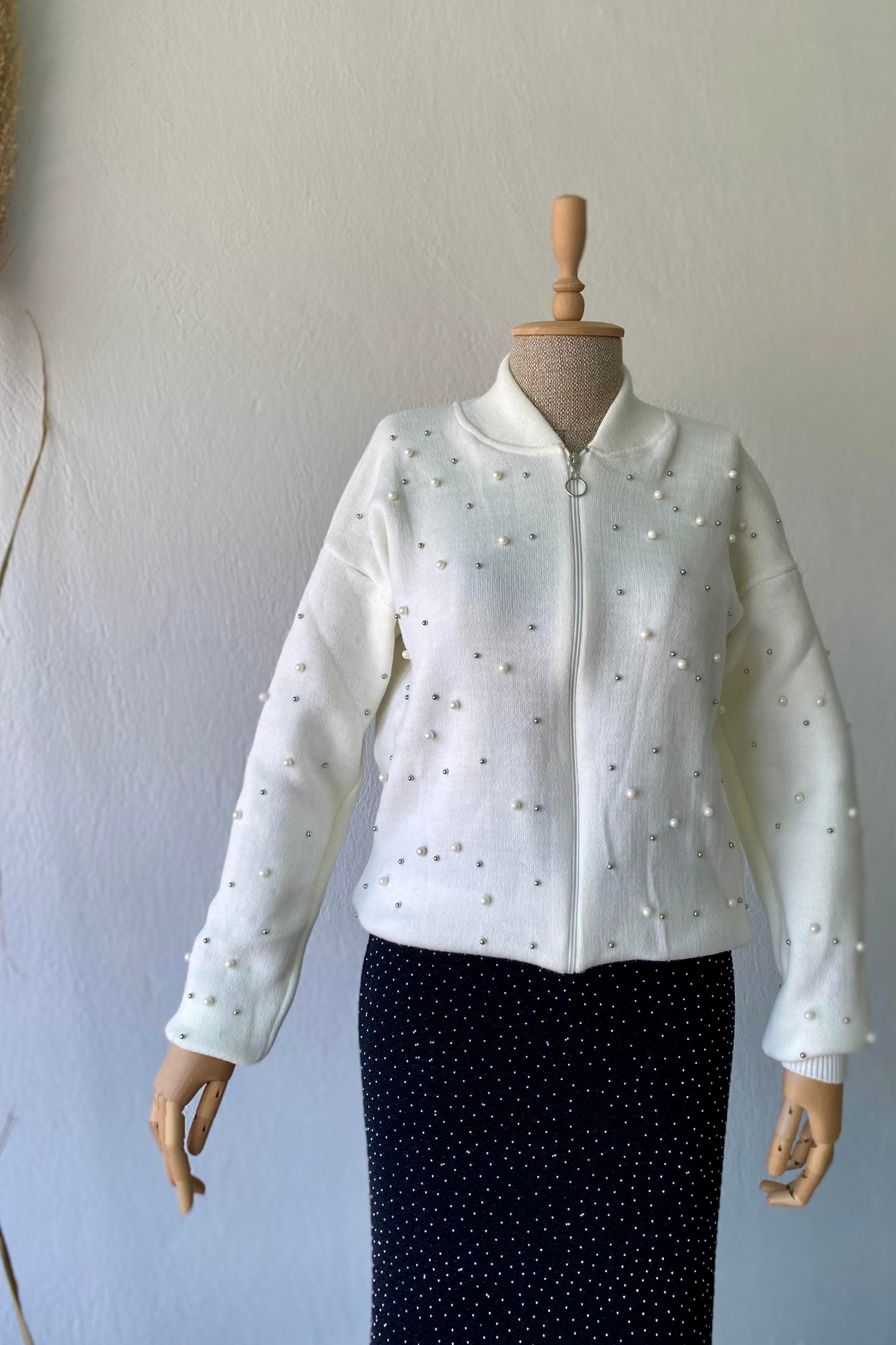 İncili Taşlı Hırka