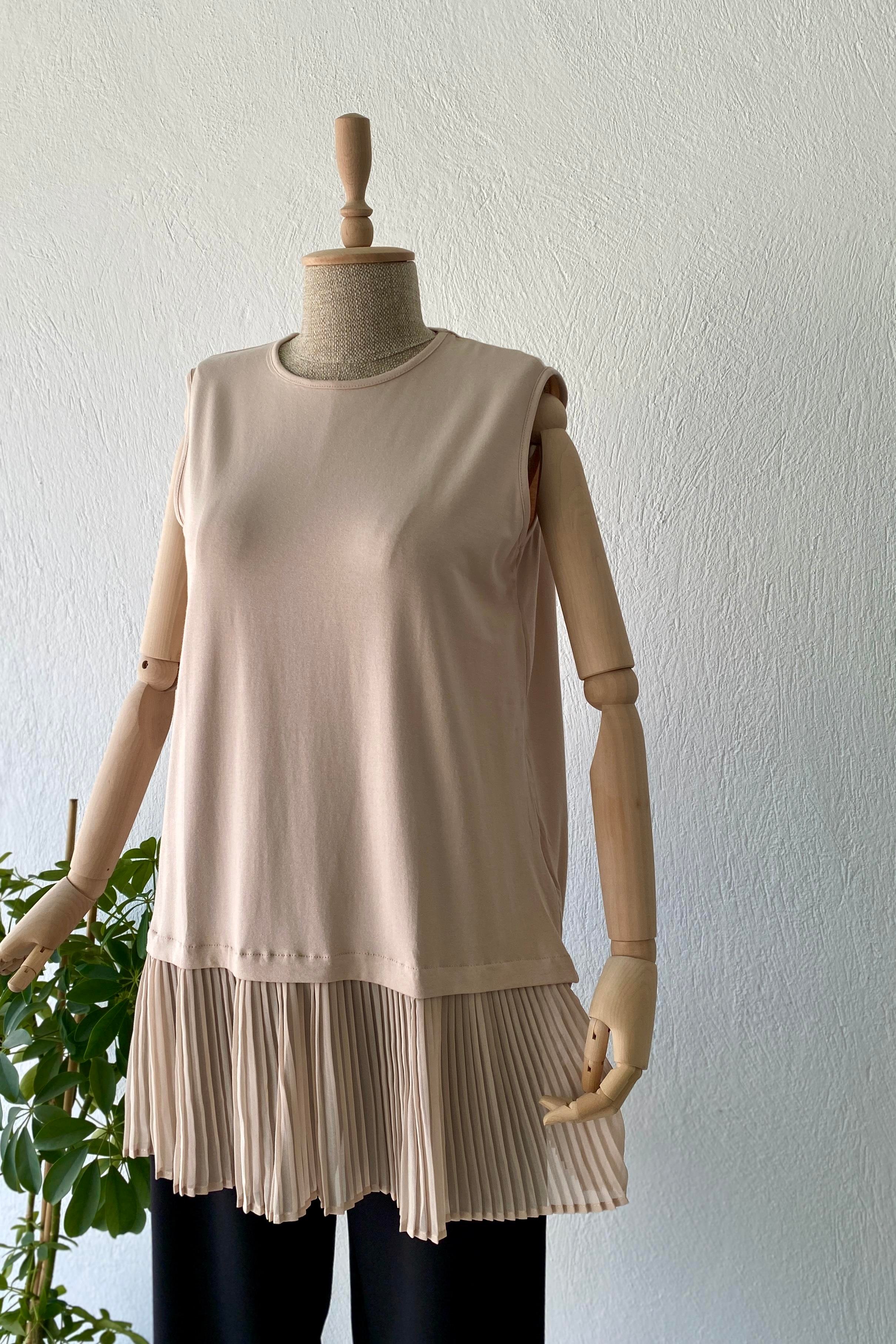 Piliseli Sıfır Kol İçlik Tunik