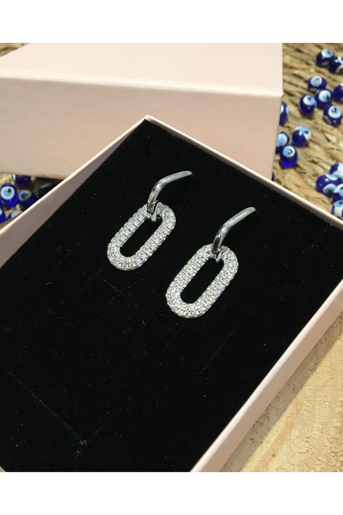Çelik Zirkon Taşlı Sallantılı Oval Küpe Silver Renk