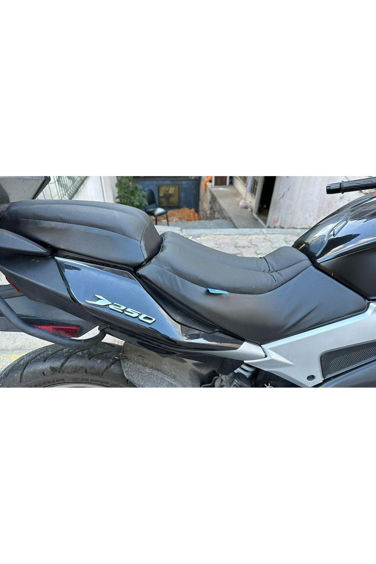 Dominar 250&400 Uyumlu Tam Kapalı Konfor Sele