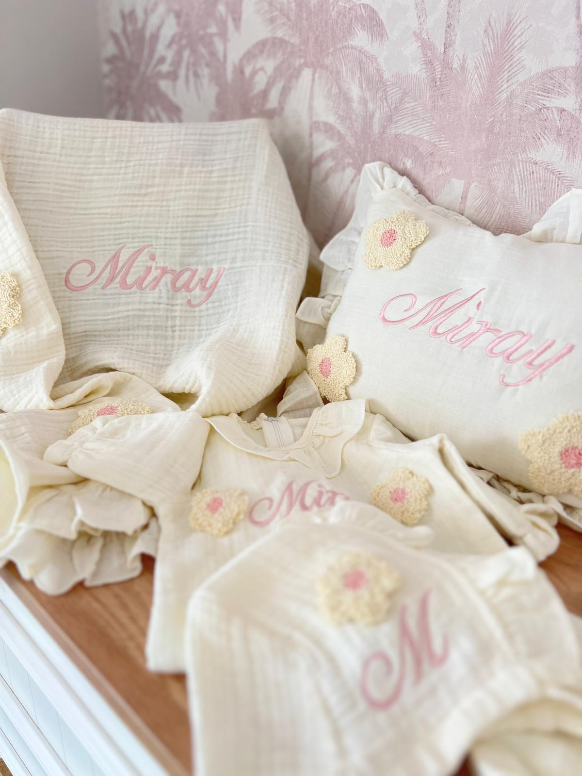 KREM PEMBE SET
