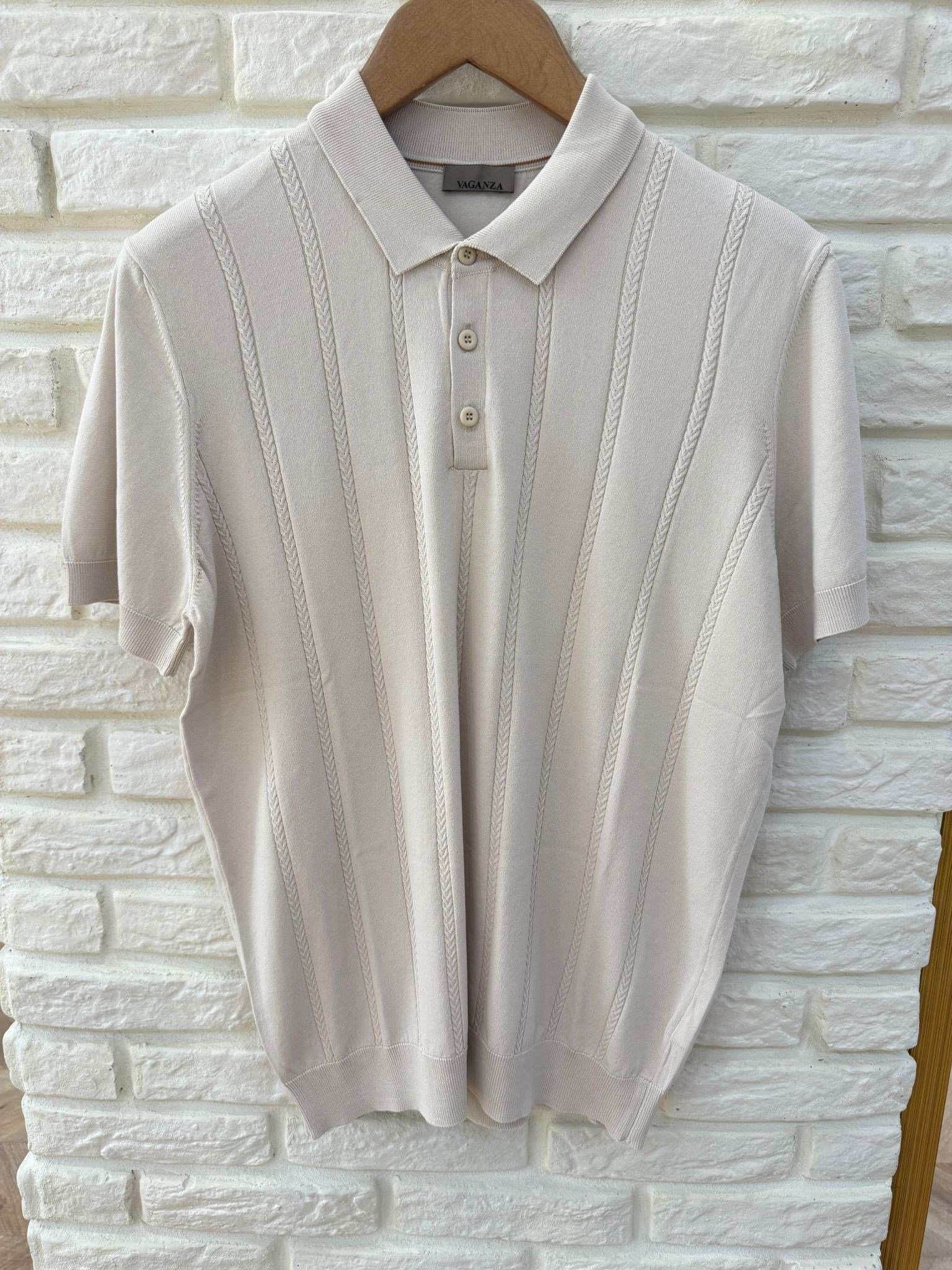 BEJ POLO YAKA DESENLİ RAYON TRİKO