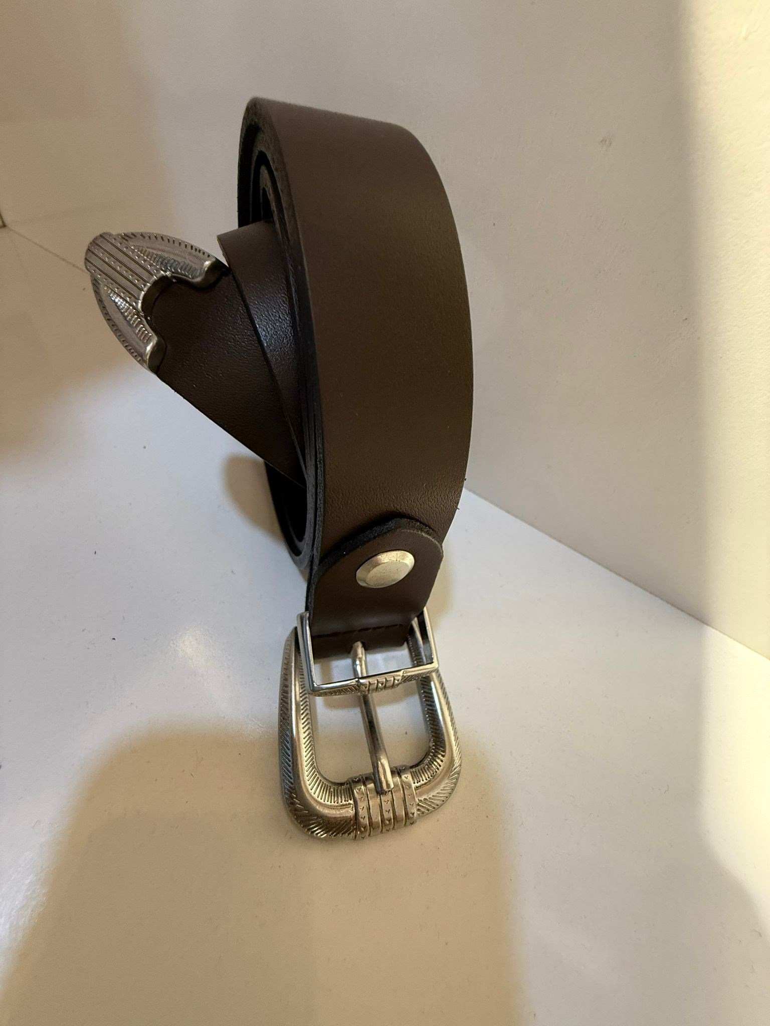 KAHVE GERÇEK DERİ METAL DETAYLI KEMER