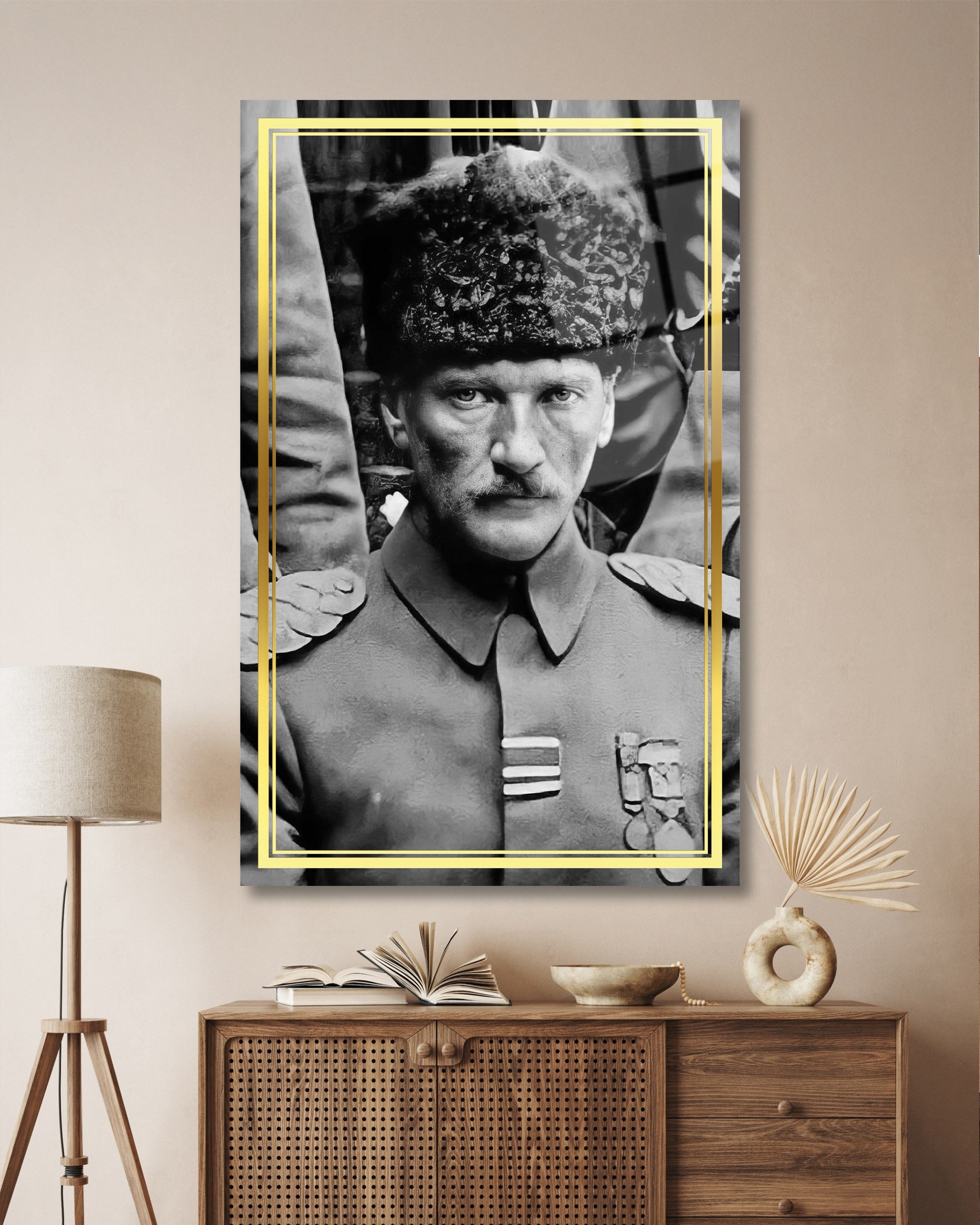 Atatürk Portre Dikey Siyah Beyaz Cam Tablo Hediyelik Büyük Tablo Ev Ofis Dekoru