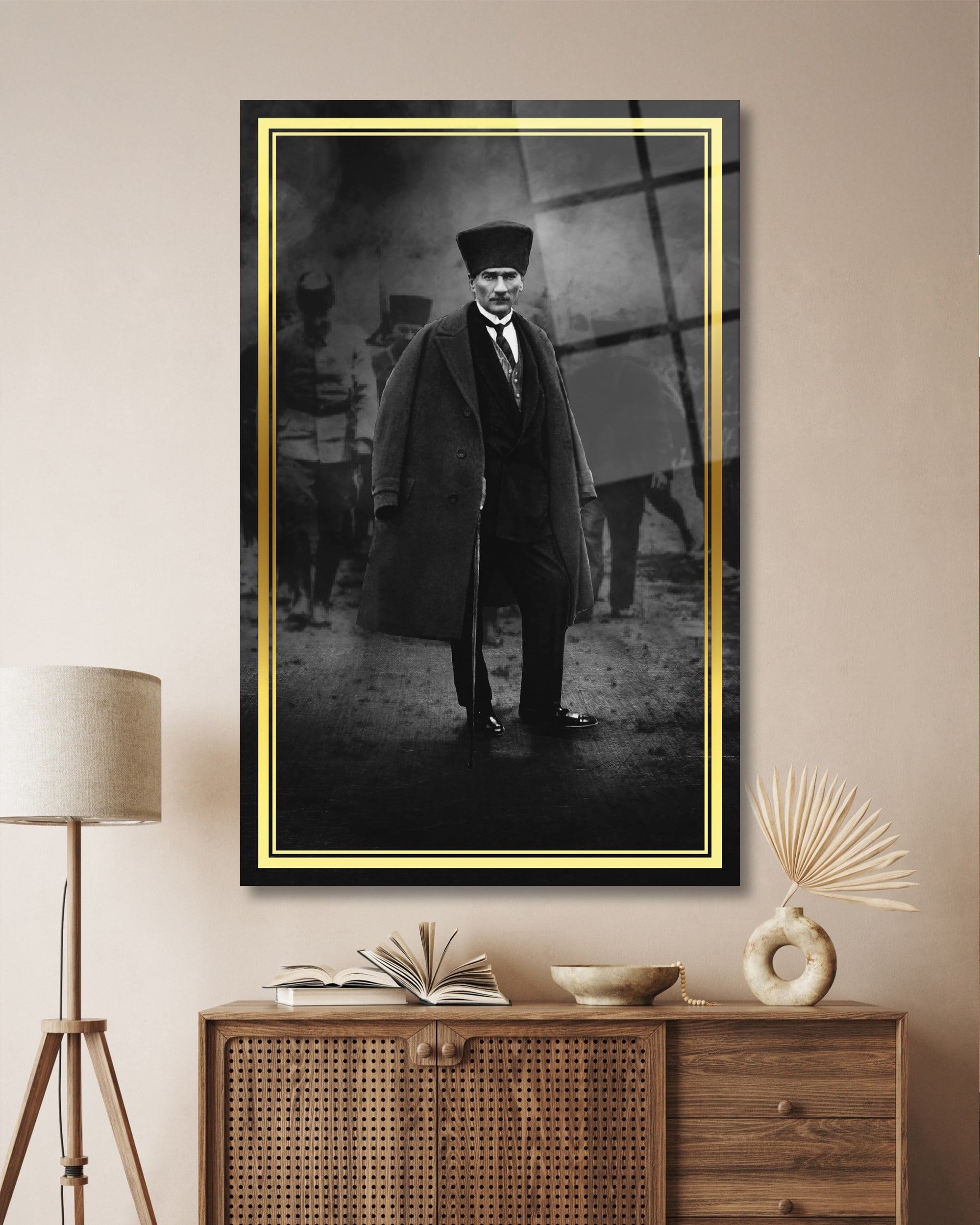 Atatürk Portre Siyah Beyaz Dikey Cam Tablo Hediyelik Büyük Tablo Ev Ofis Dekoru