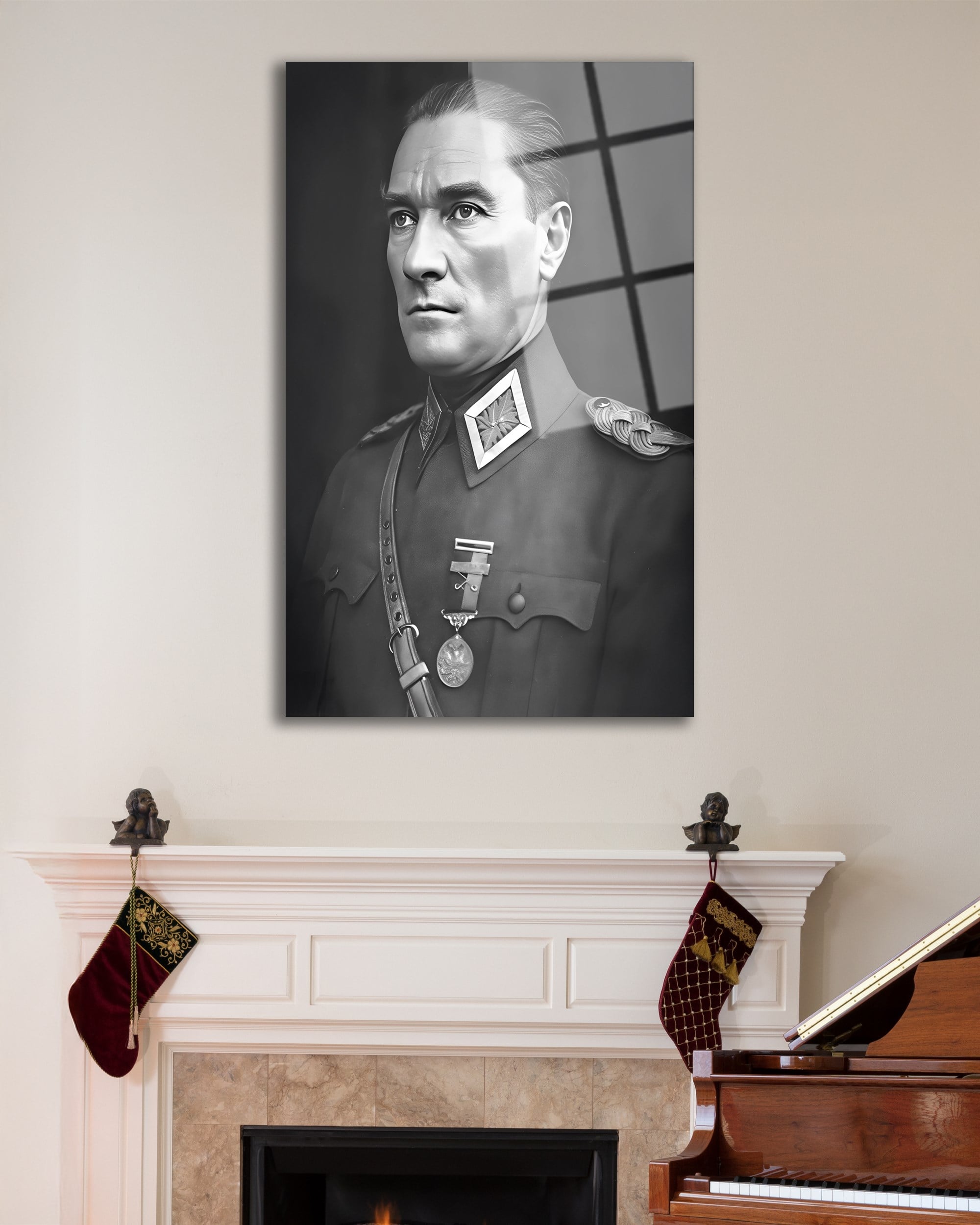 Atatürk Portre Üniformalı Siyah Beyaz Cam Tablo Hediyelik Büyük Tablo Ev Ofis Dekoru