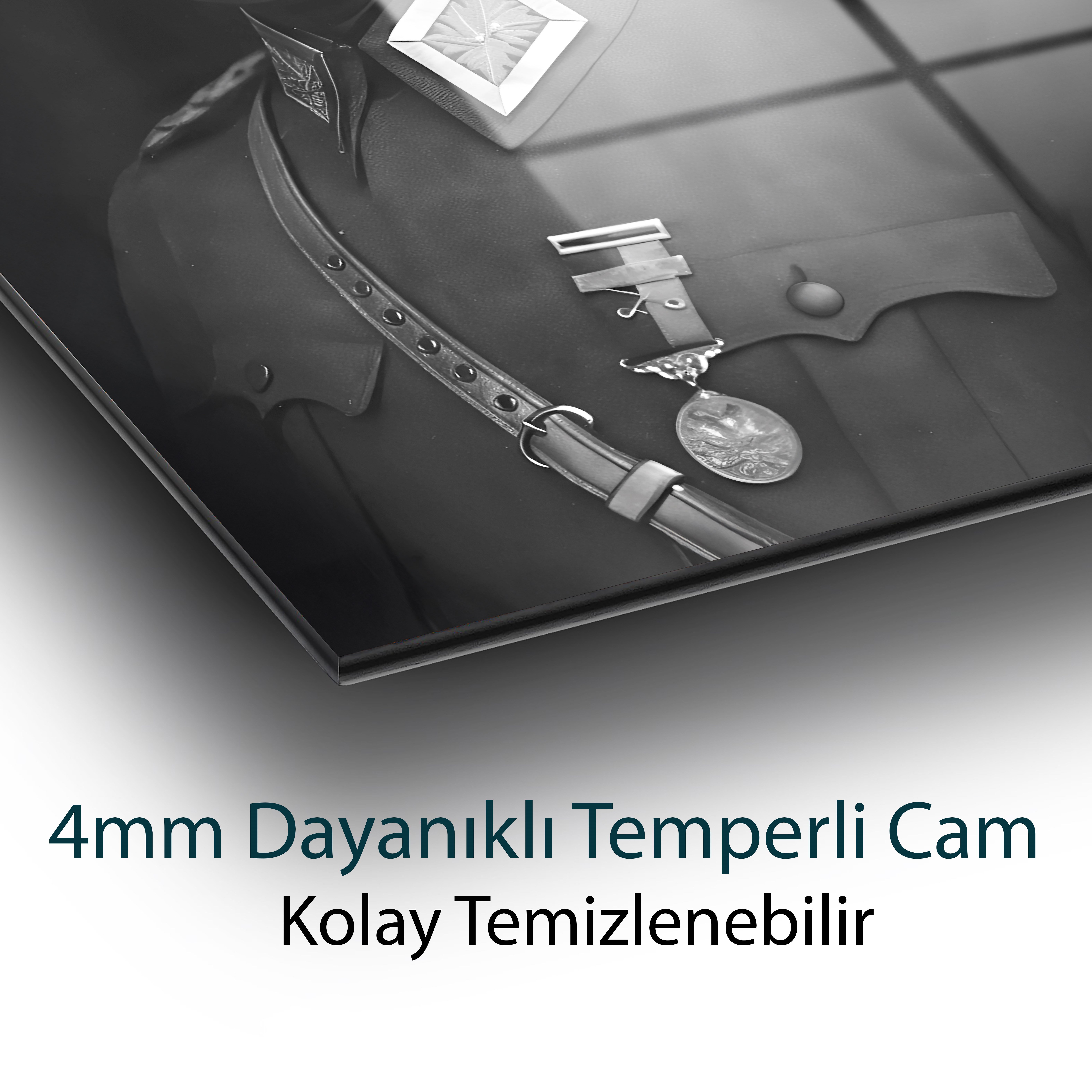 Atatürk Portre Üniformalı Siyah Beyaz Cam Tablo Hediyelik Büyük Tablo Ev Ofis Dekoru