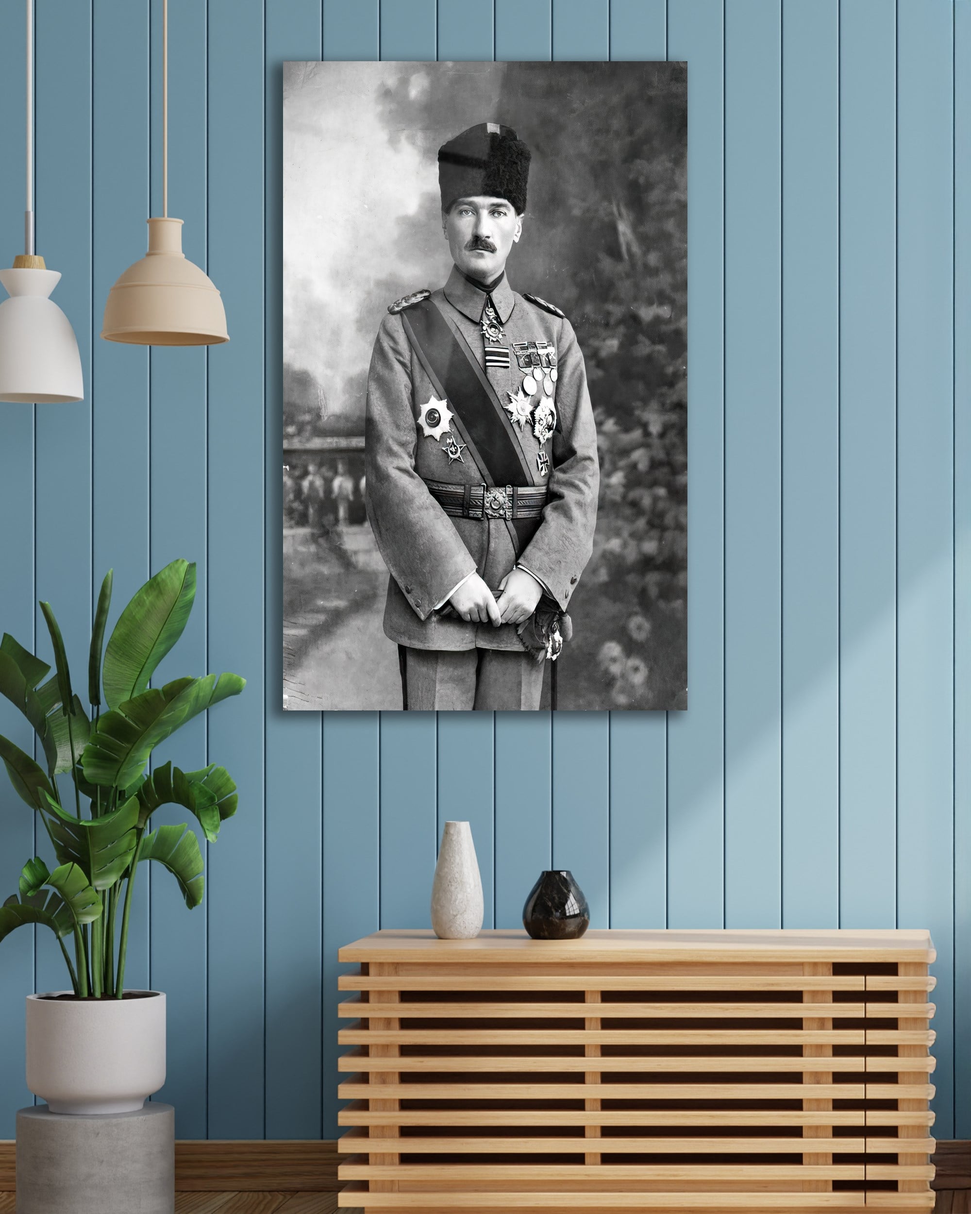 Üniformalı Atatürk Siyah Beyaz Cam Tablo Hediyelik Büyük Tablo Ev Ofis Dekoru