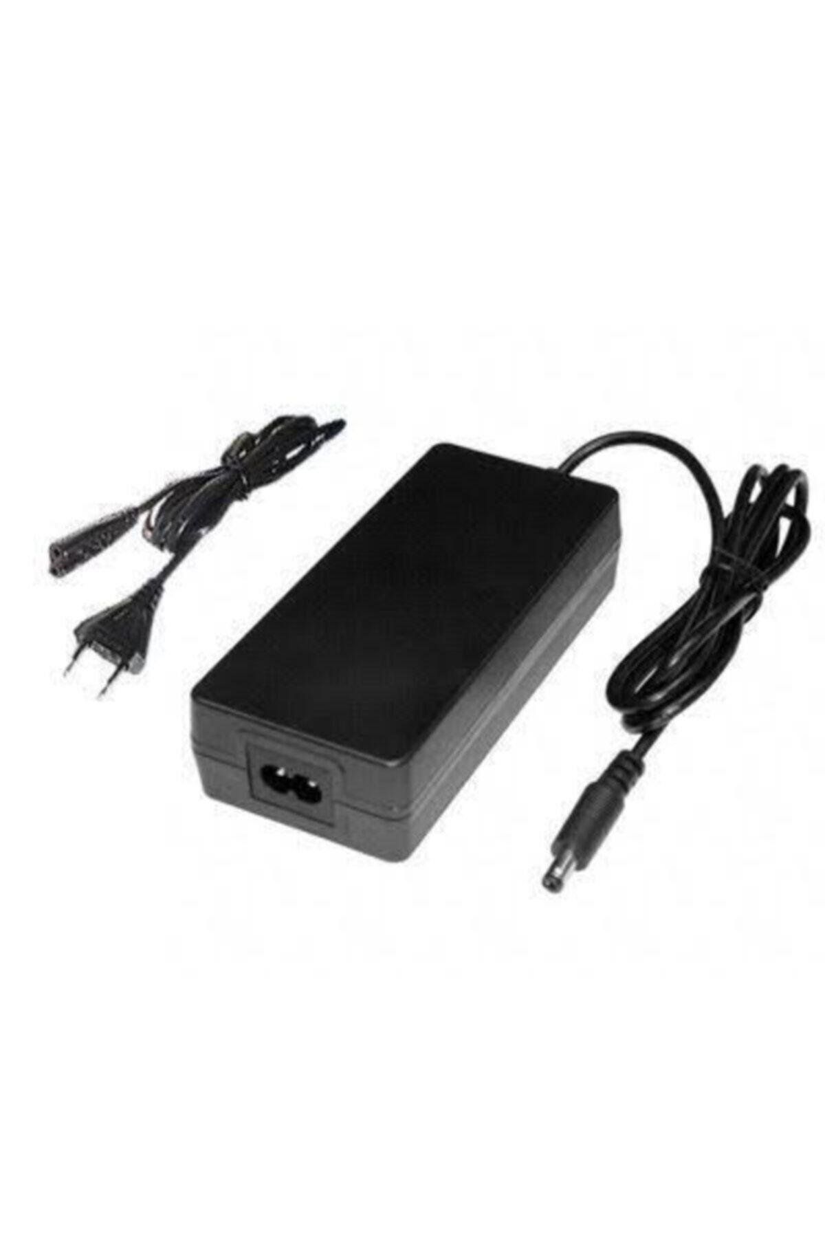 Adaptör