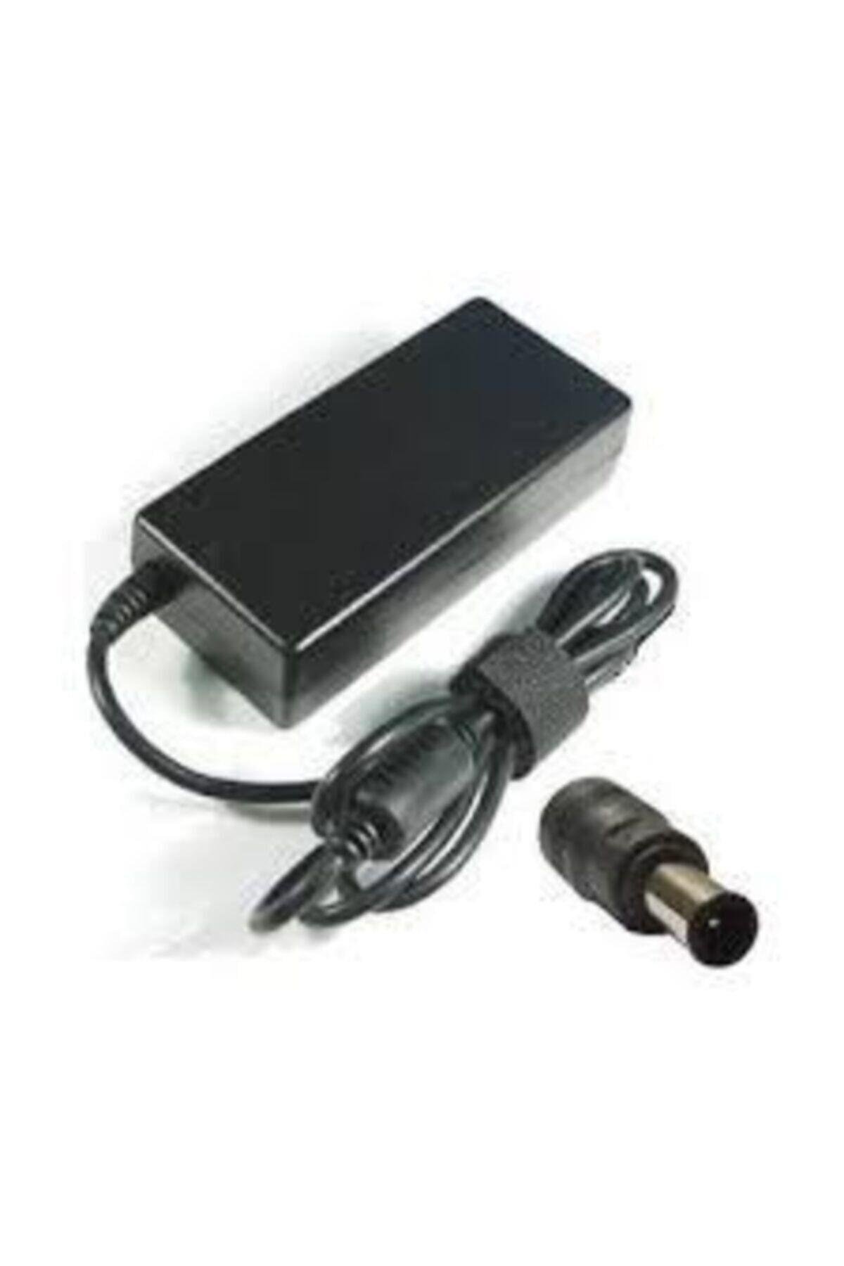 Adaptör