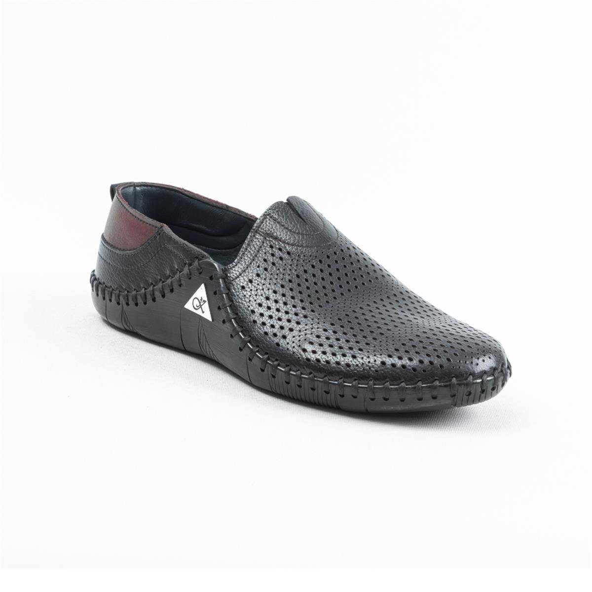 Ulus 017 Delikli Siyah Loafer Ayakkabı