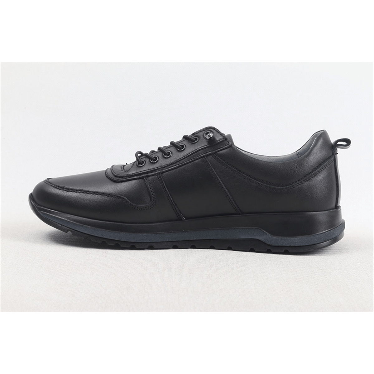 ULUS 502 SİYAH DEMİR TOKALI SNEAKER SPOR AYAKKABI