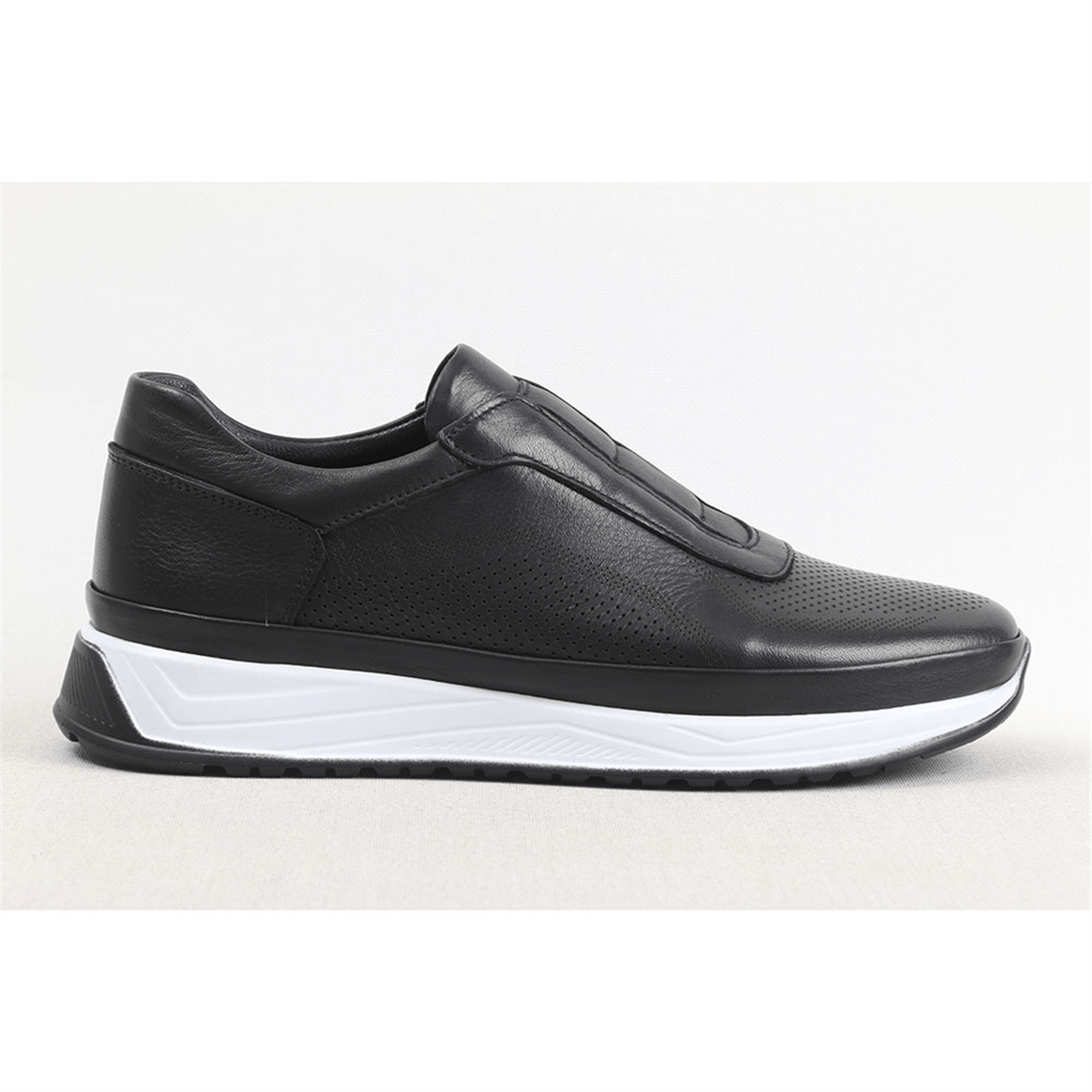 ULUS 580 DELİKLİ SİYAH SNEAKER SPOR AYAKKABI