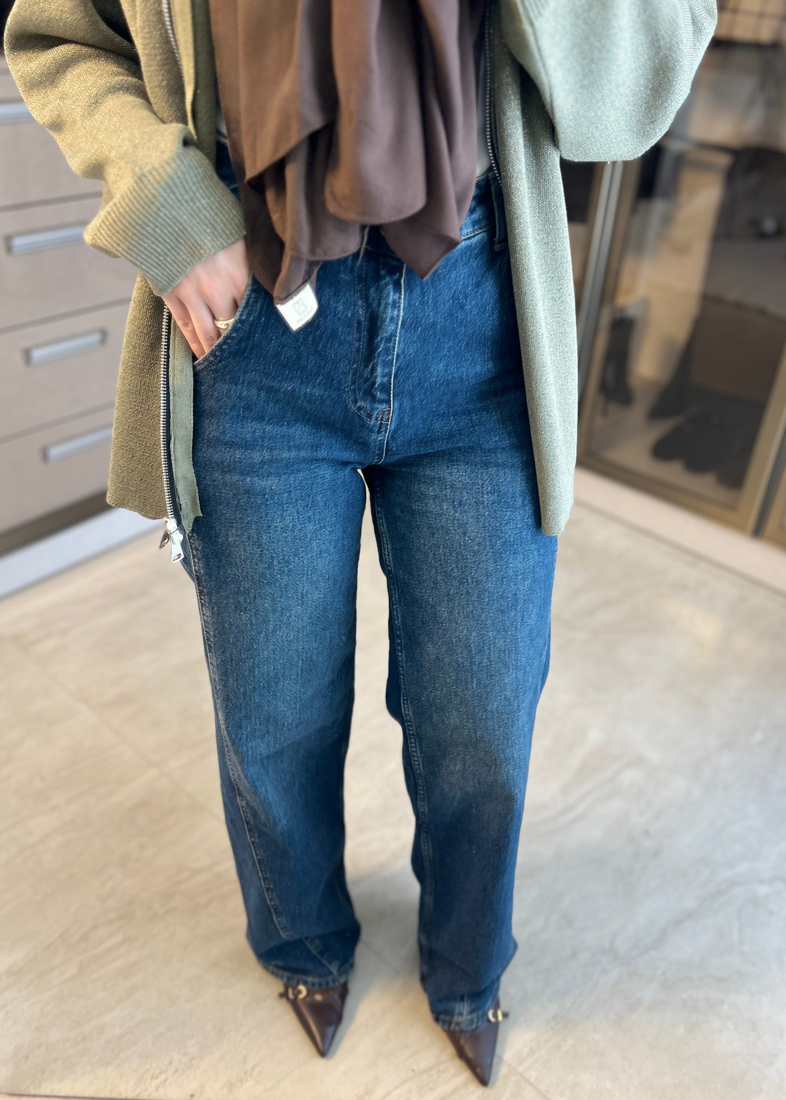 Azura Jean