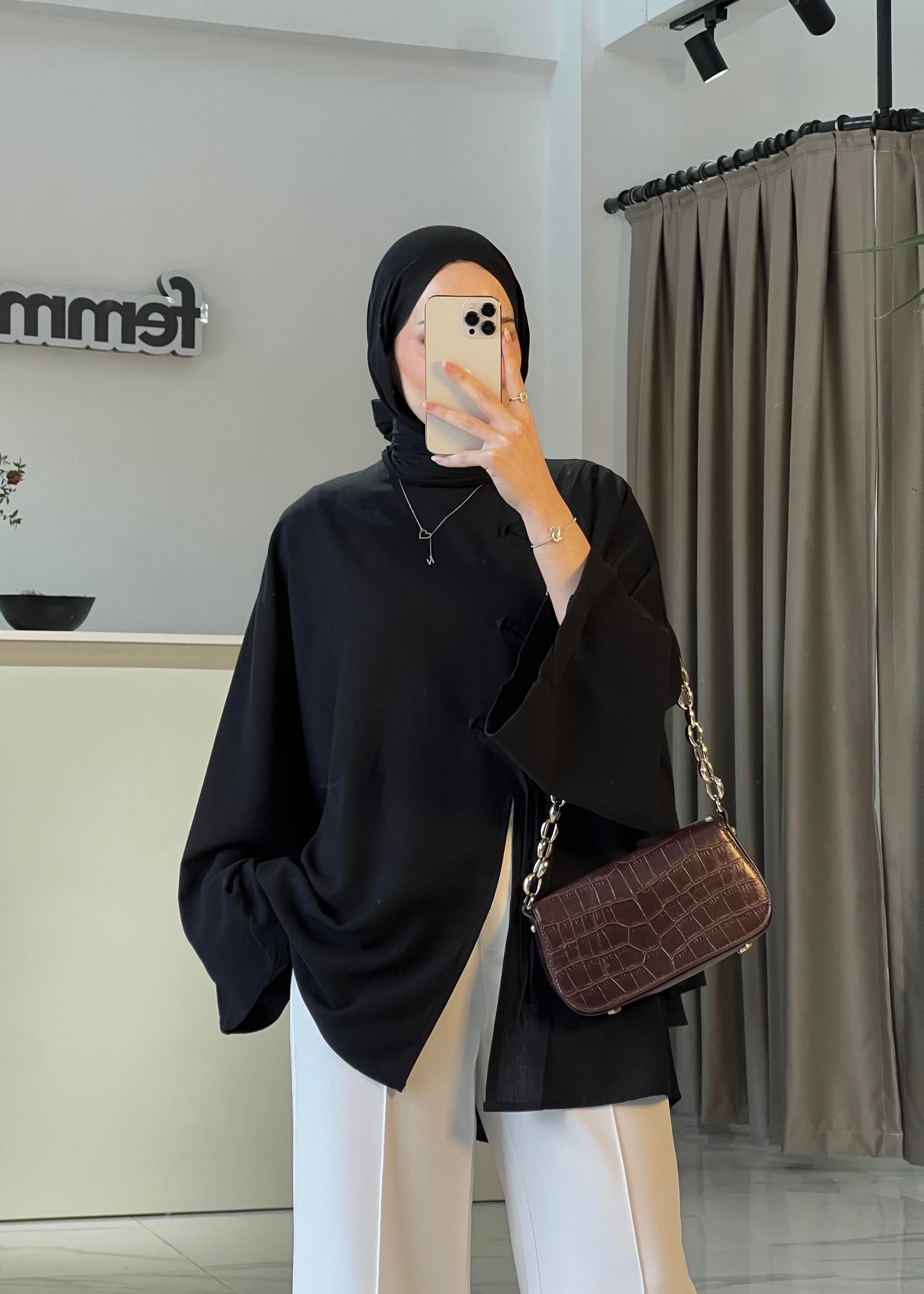 Biye Detaylı Bluz- Siyah