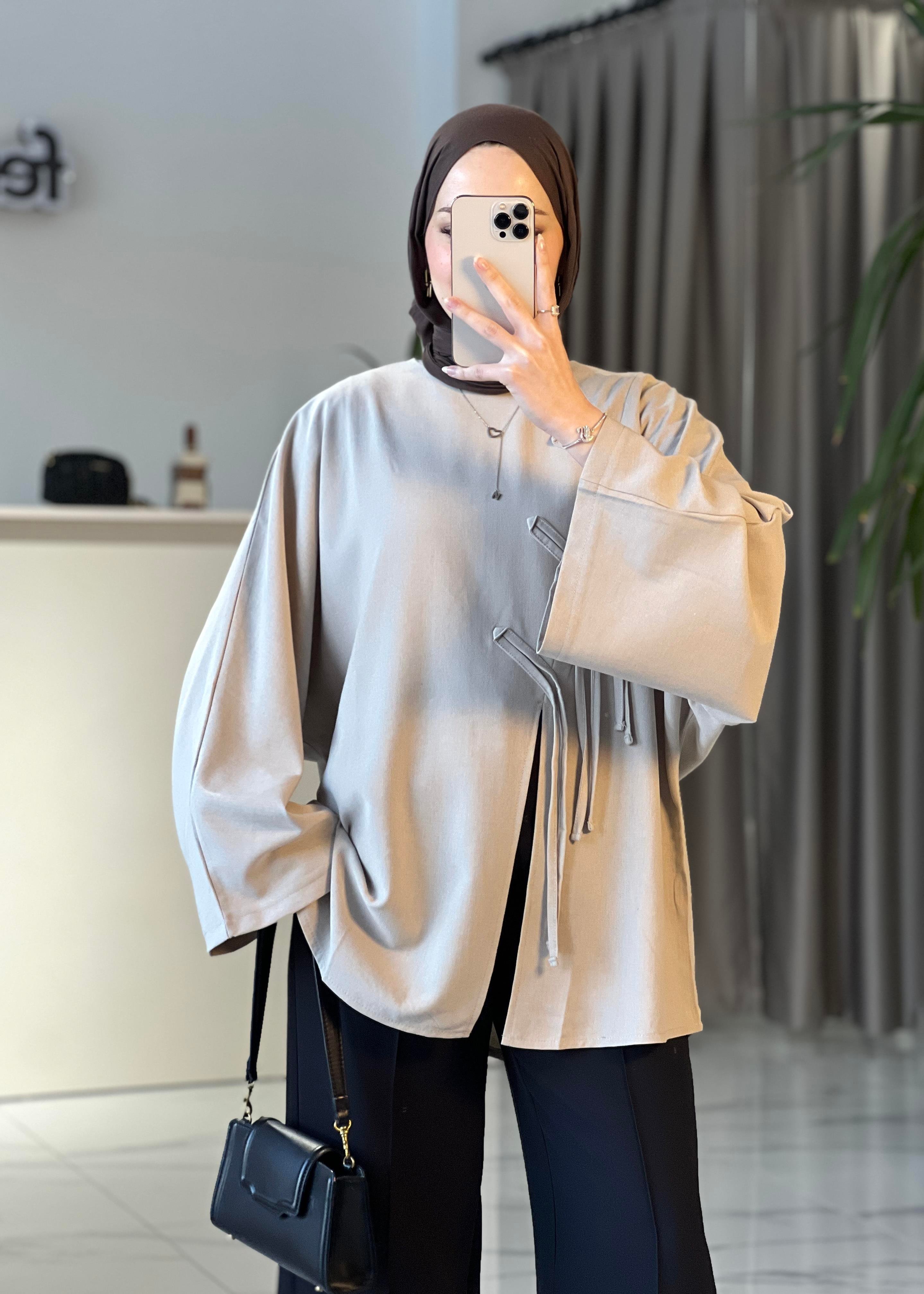 Biye Detaylı Bluz- Taş