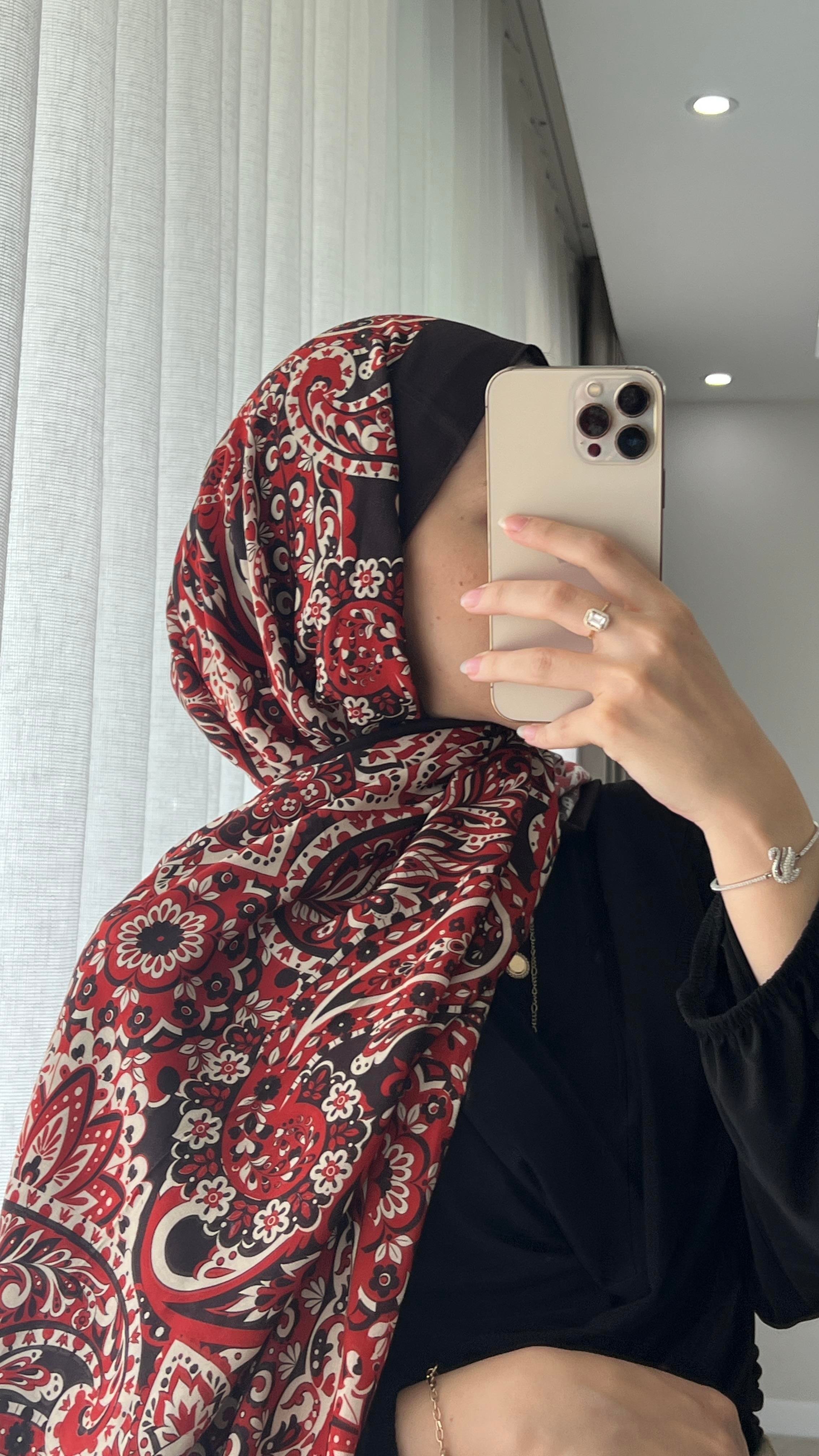 Deluxe Desenli Şal Neelam