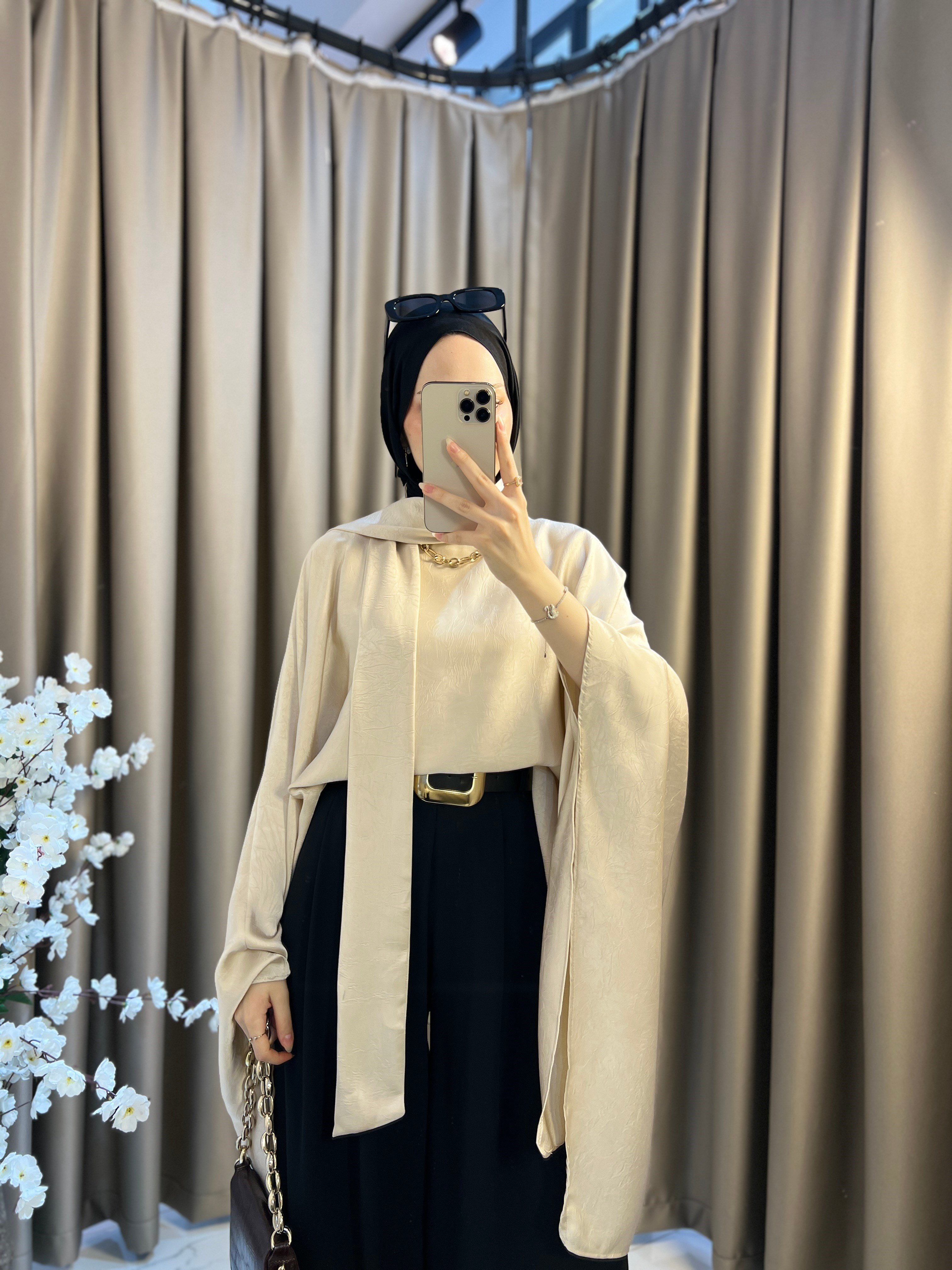 Elise Fularlı Bluz- Krem