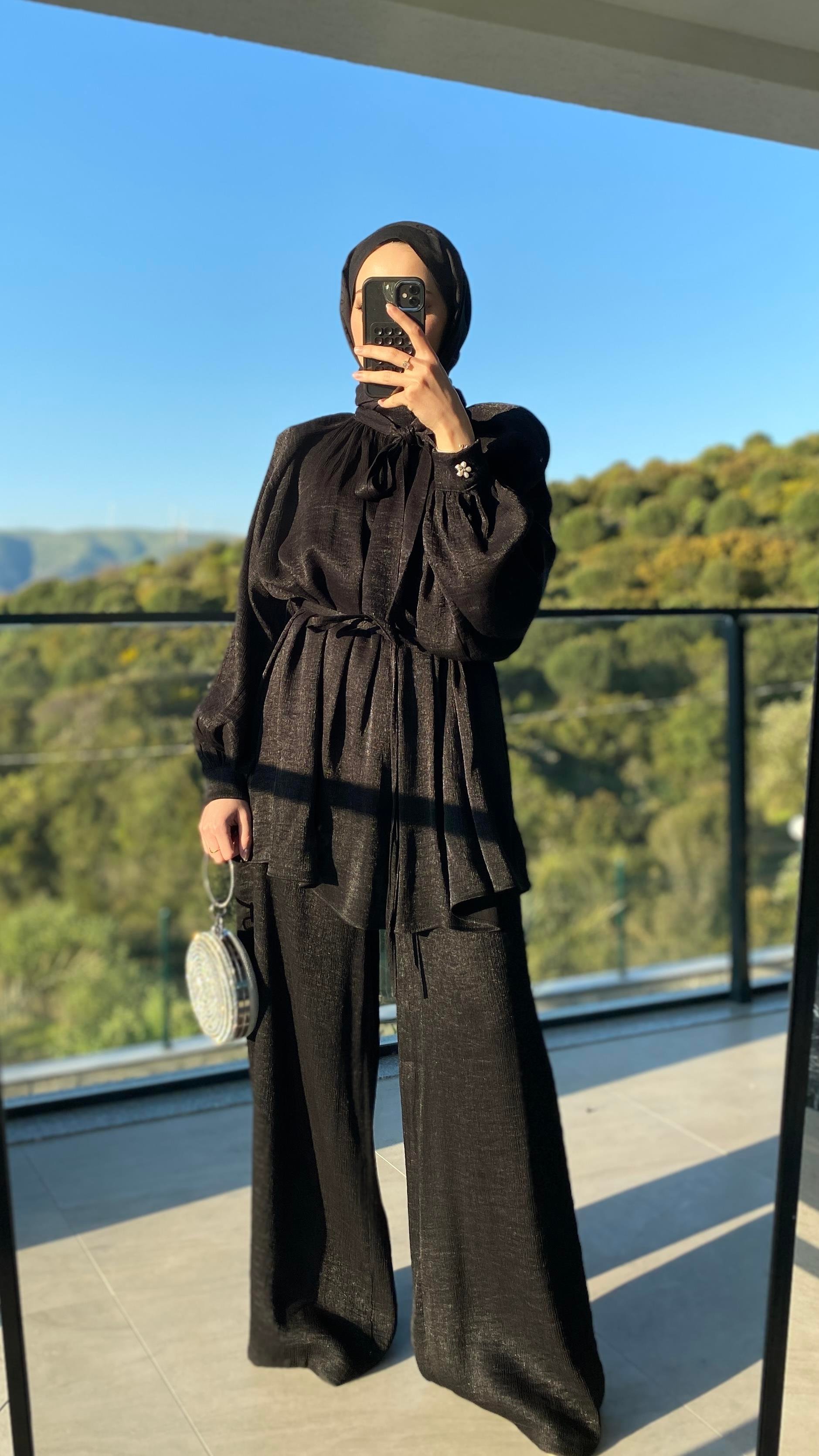Floş Yakası Bağlamalı Takım Siyah