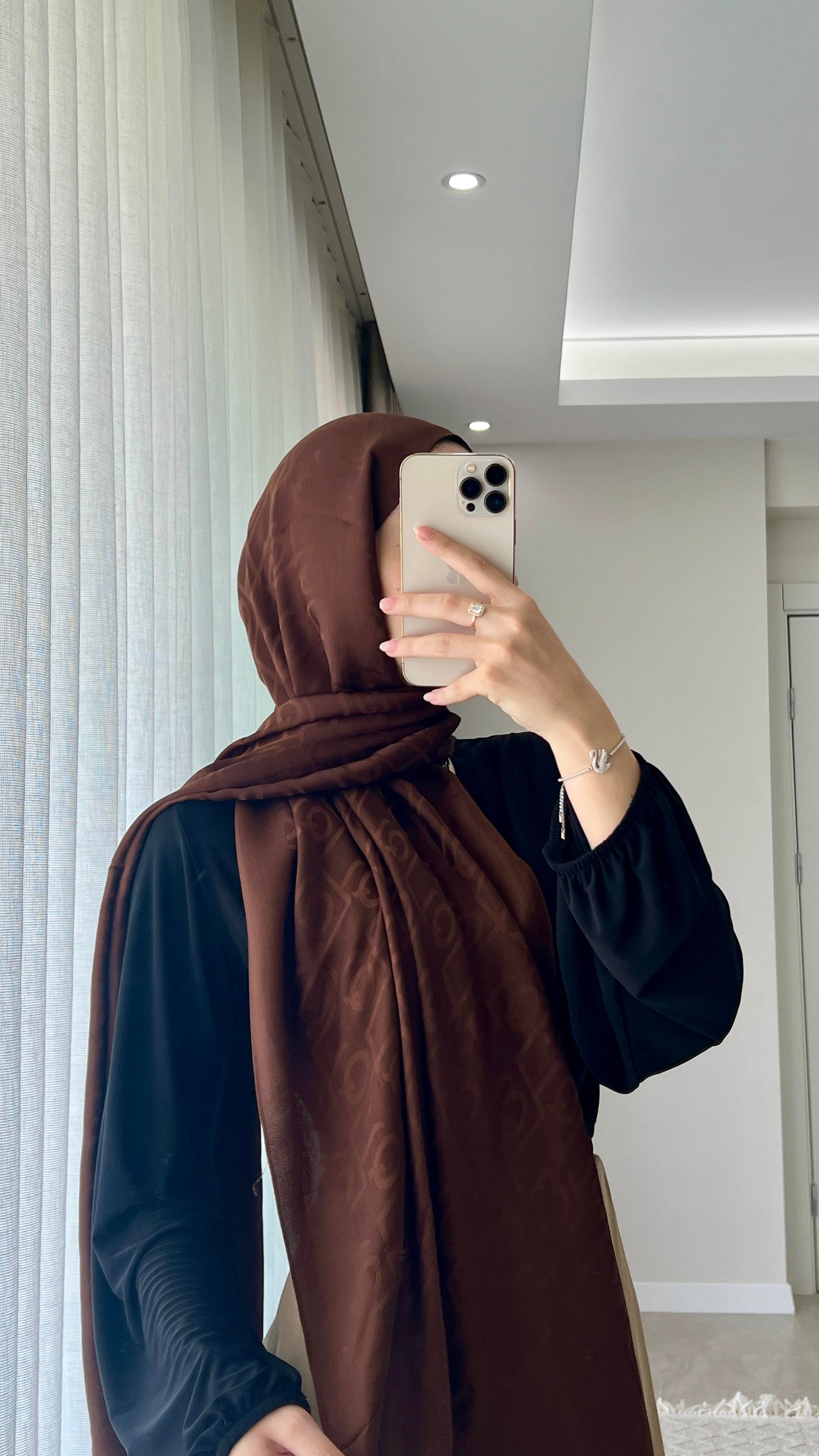 İpek Jakar Monogram Şal Acı Kahve