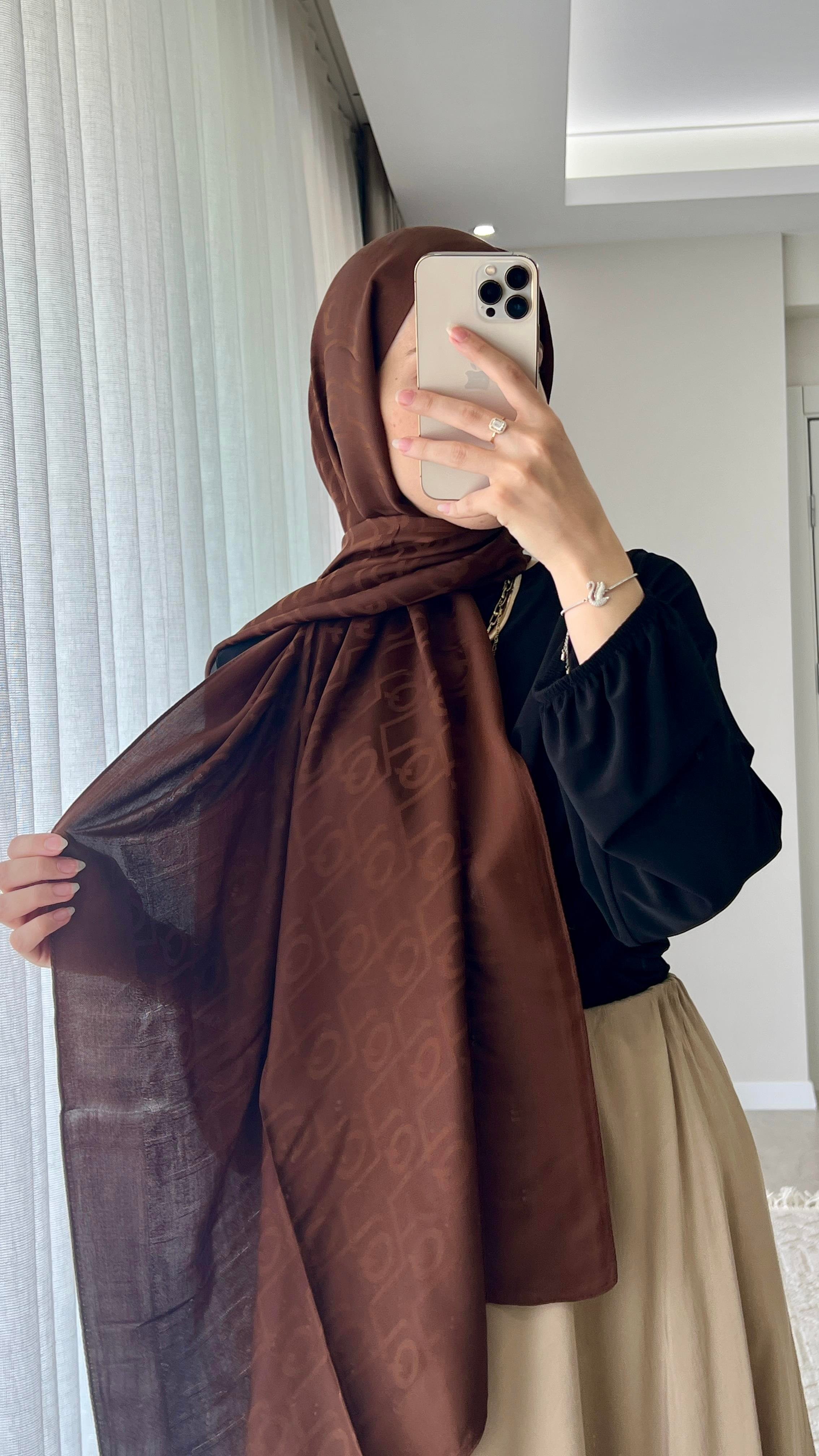 İpek Jakar Monogram Şal Acı Kahve