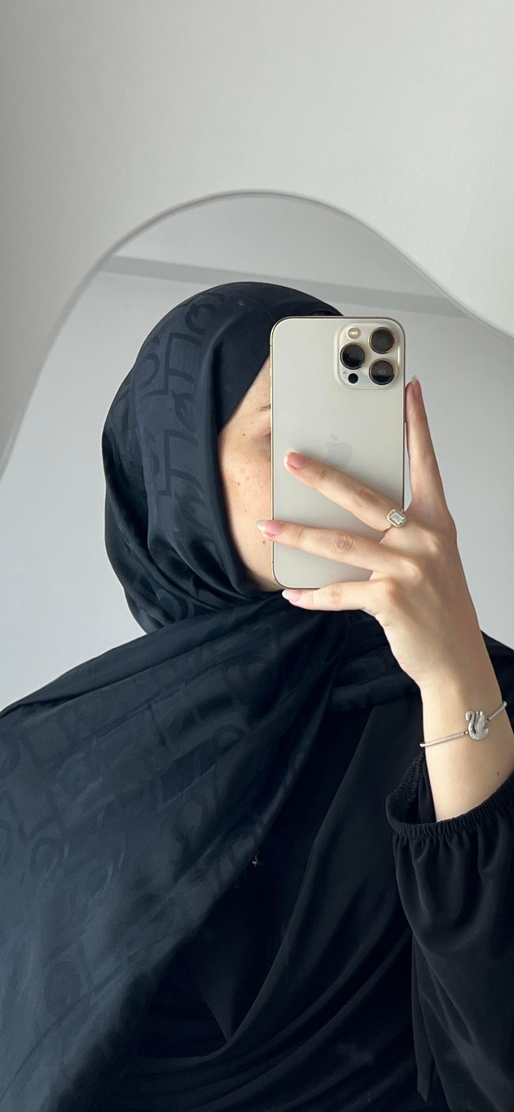 İpek Jakar Monogram Şal Siyah