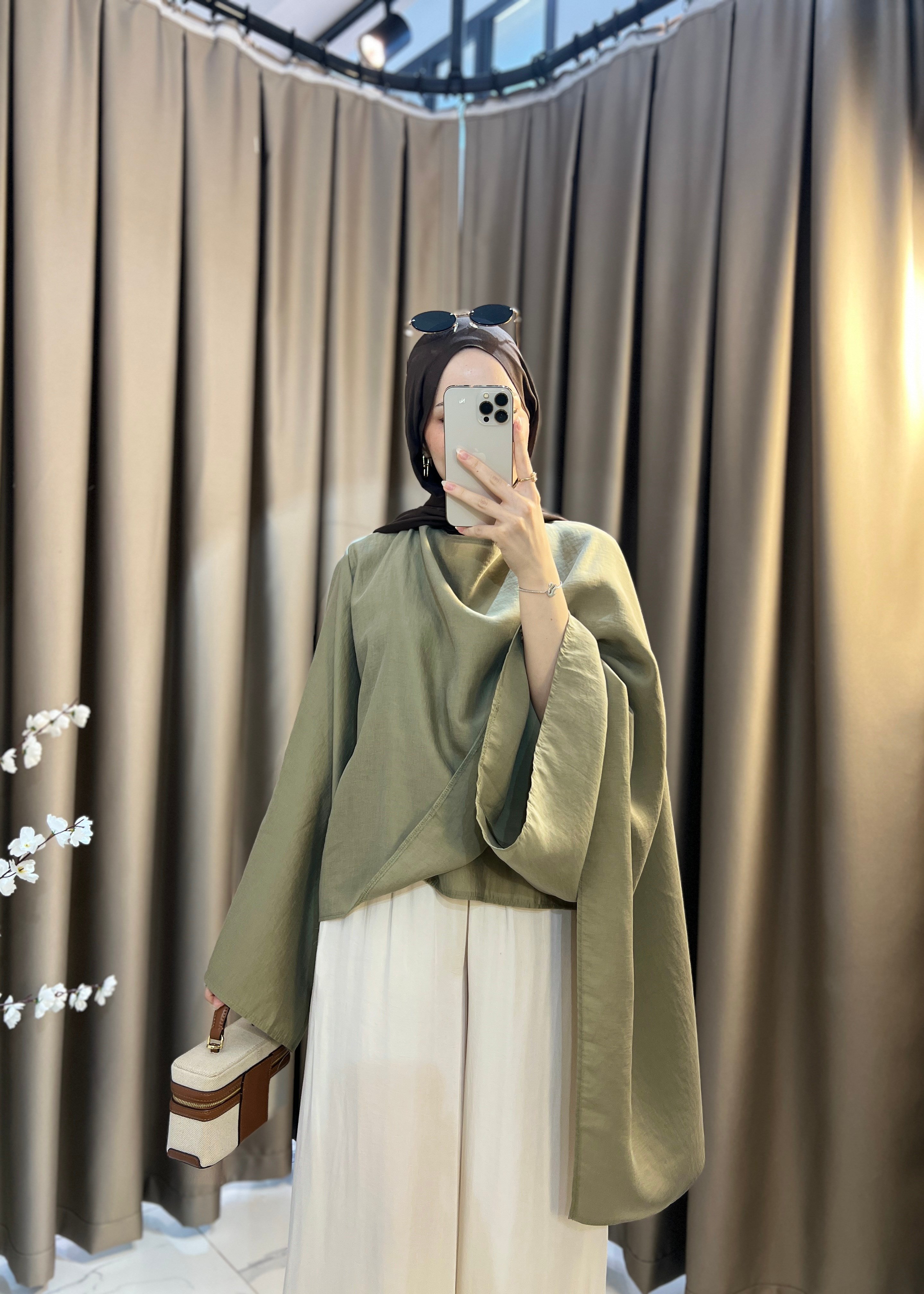 Layla Bluz- Olive