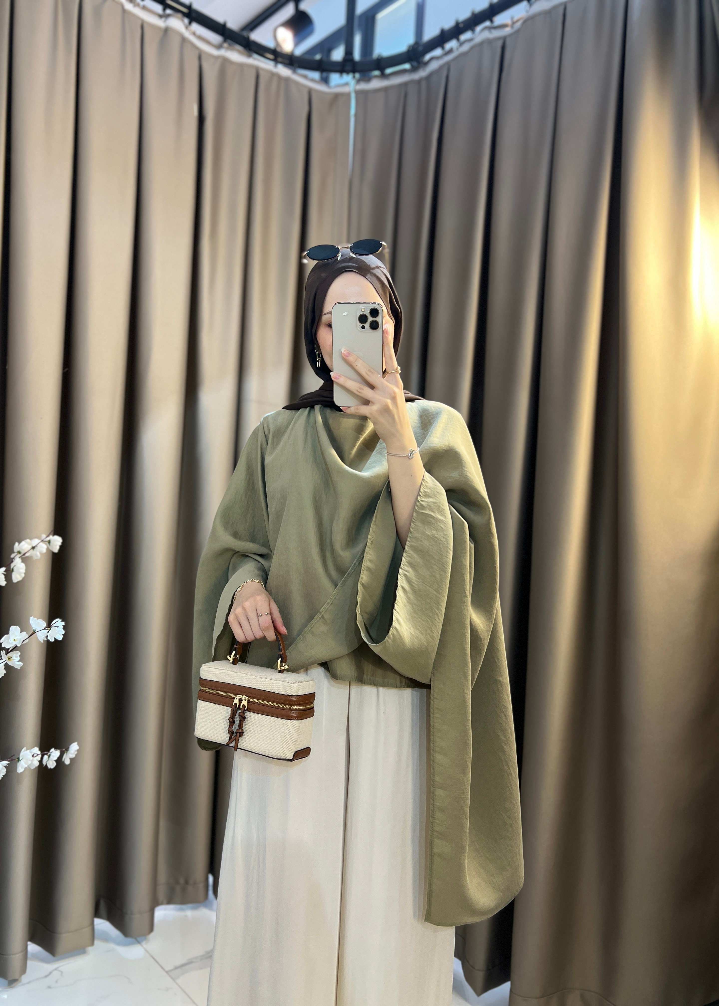Layla Bluz- Olive