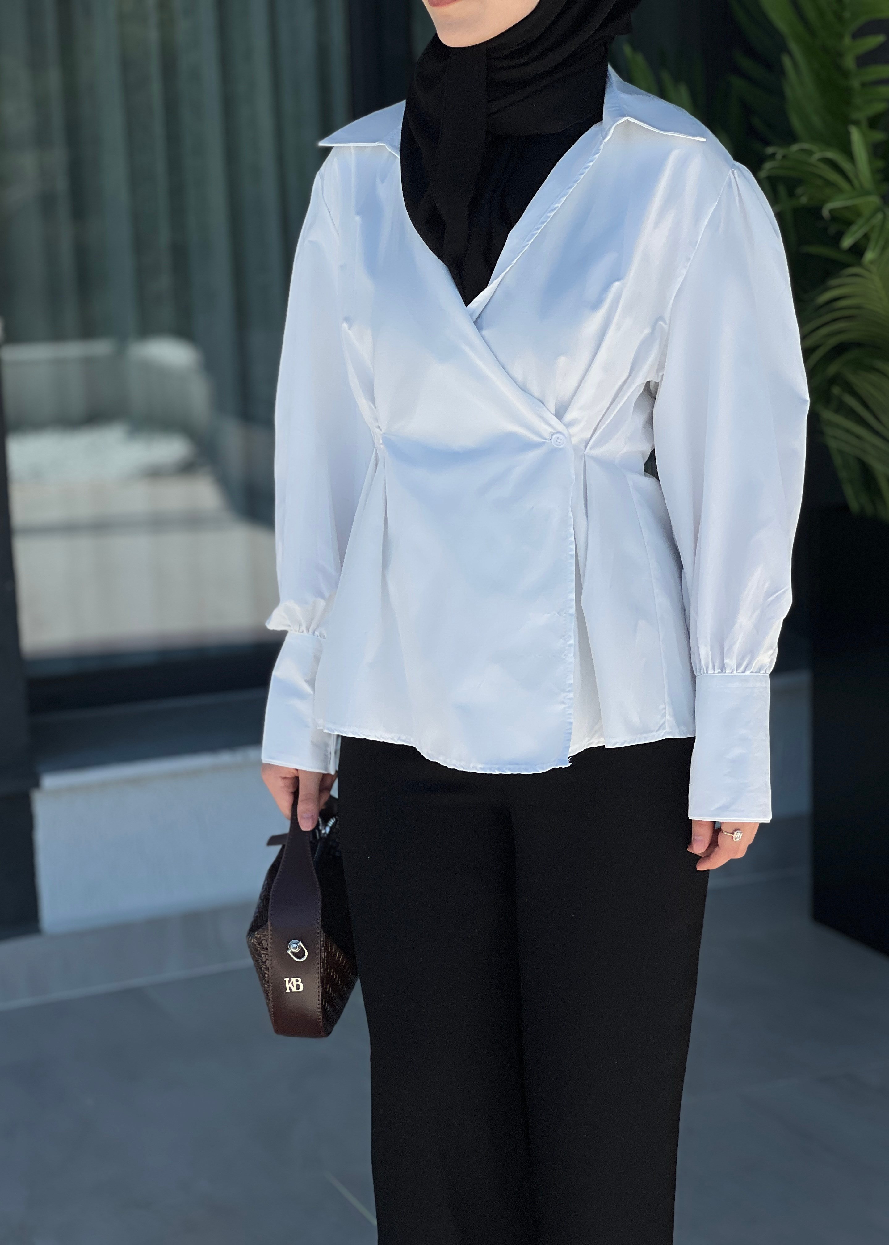 Nisya Kruvaze Gömek - Beyaz
