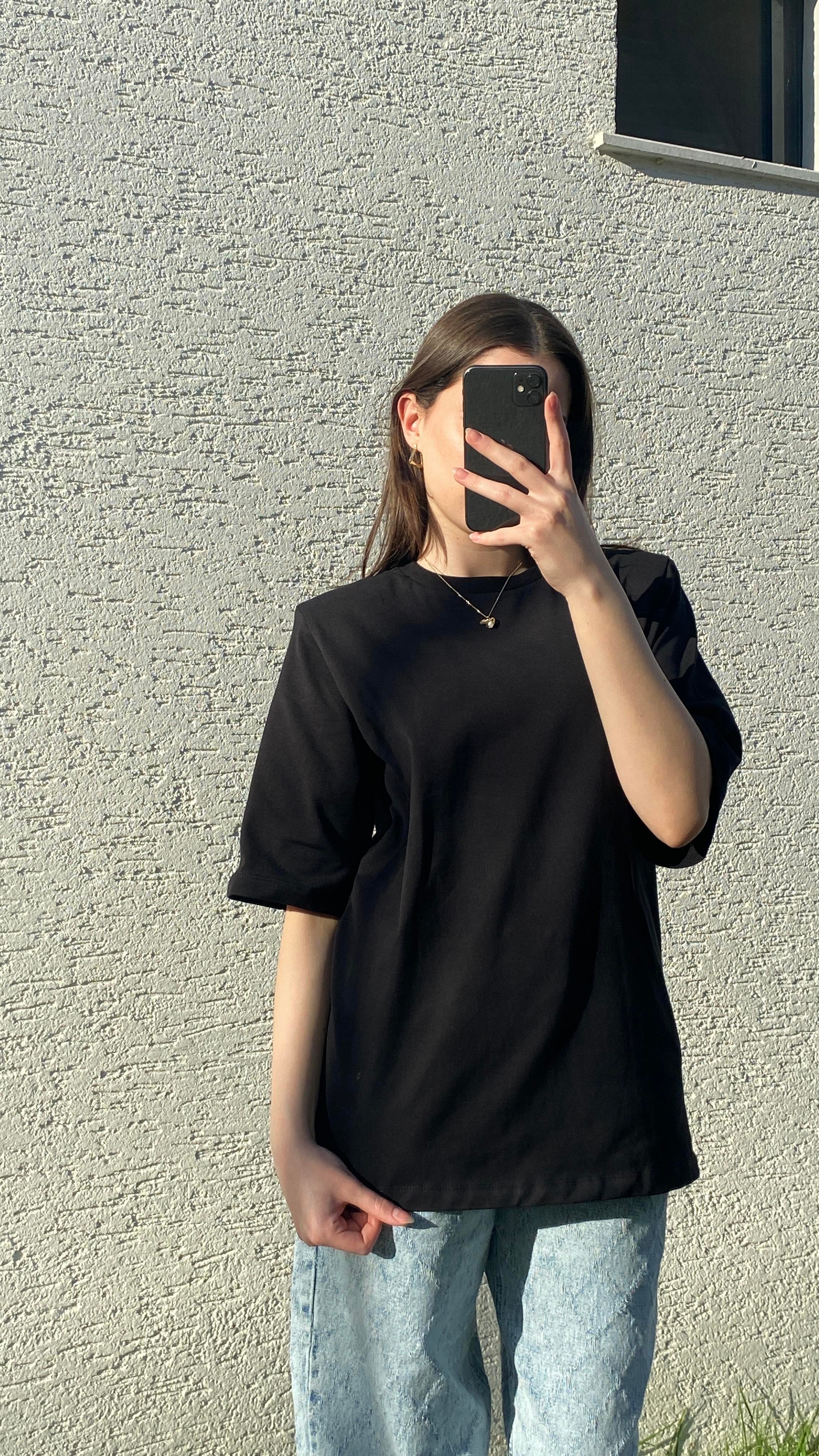 Oversize Vatkalı T-shirt Siyah