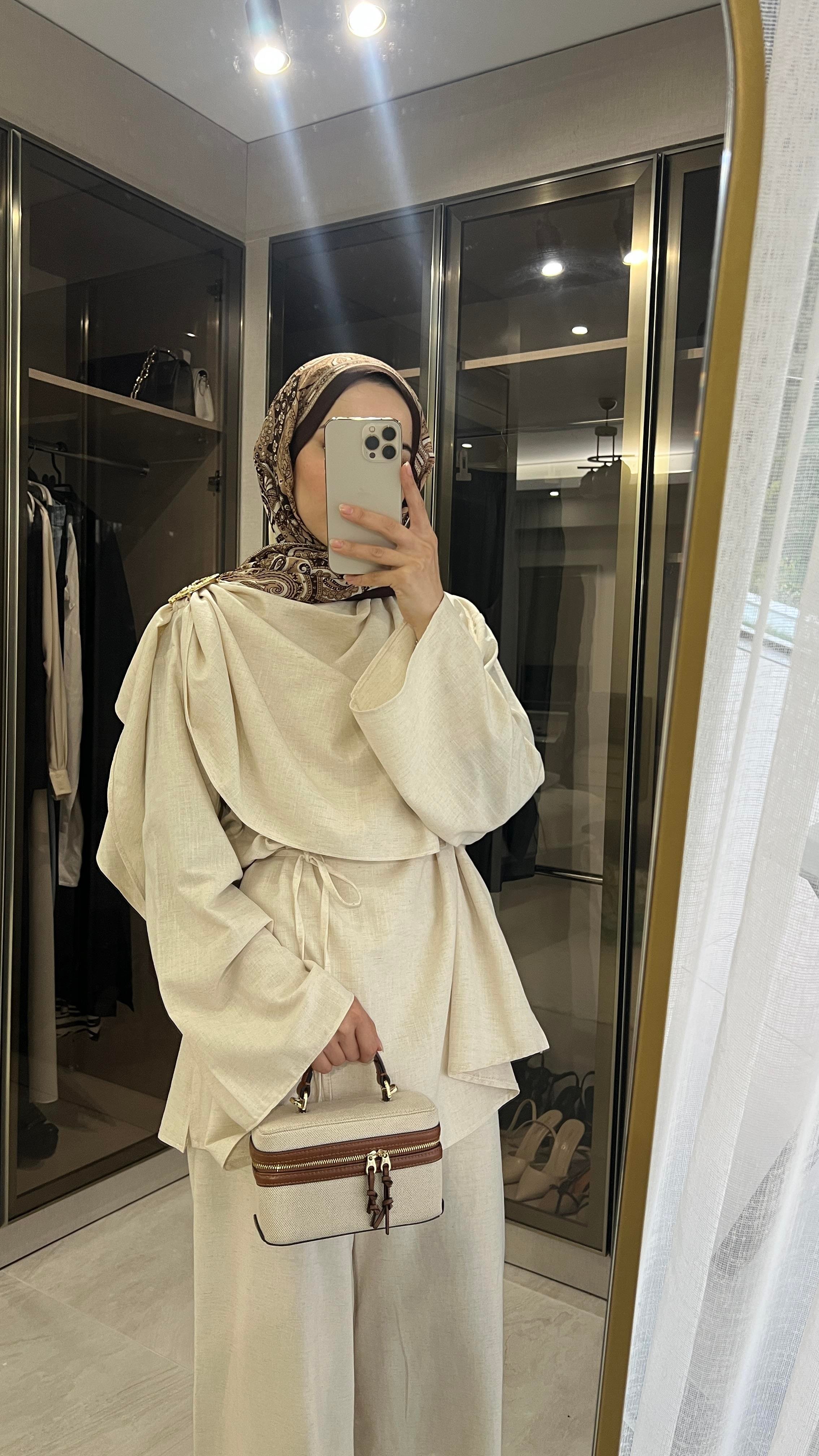 Siena Allerli Omuzda Broşlu Pantolon Takım - Bej