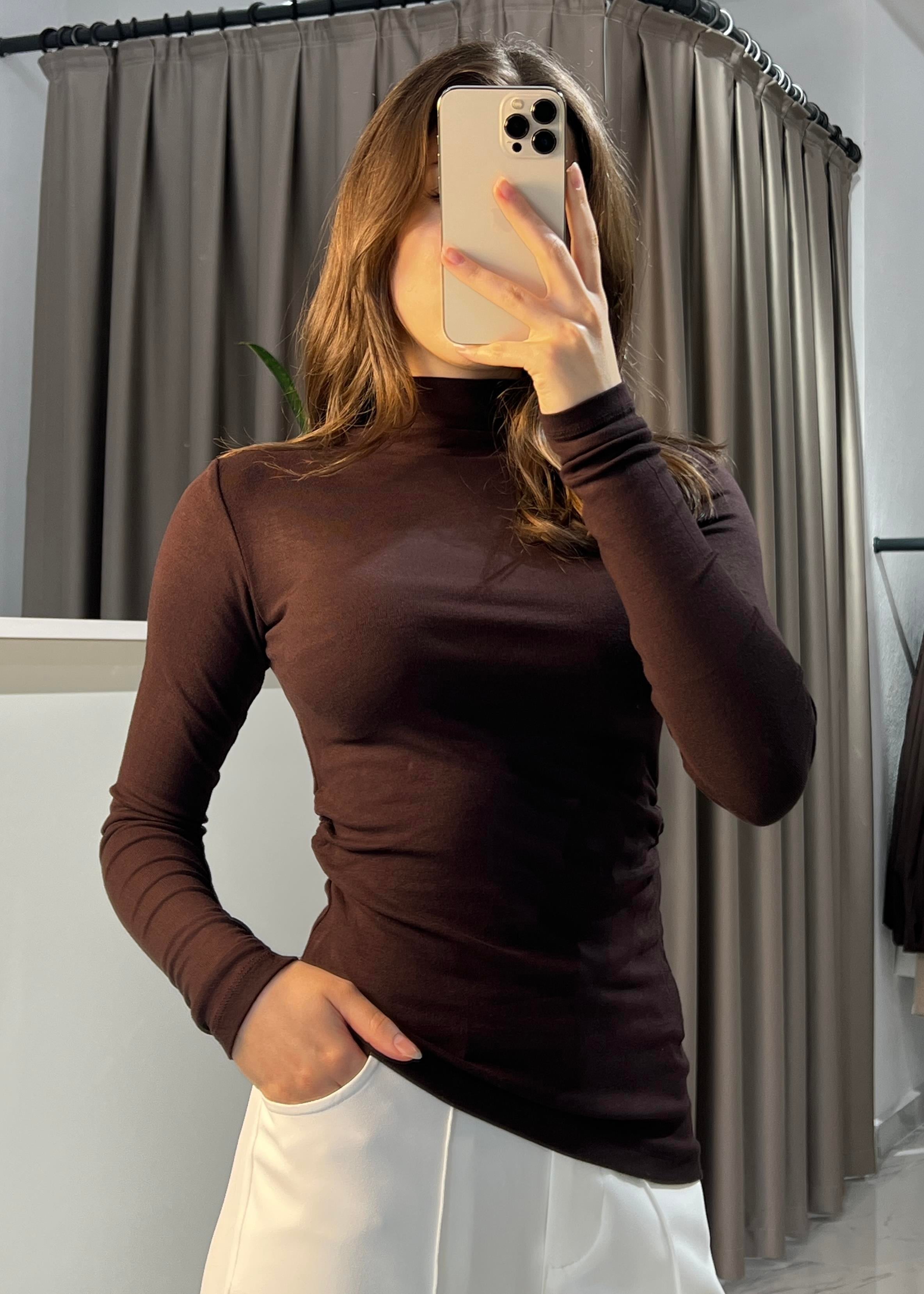 SoftFit Yarım Boğaz İnce Triko Body – Acı Kahverengi