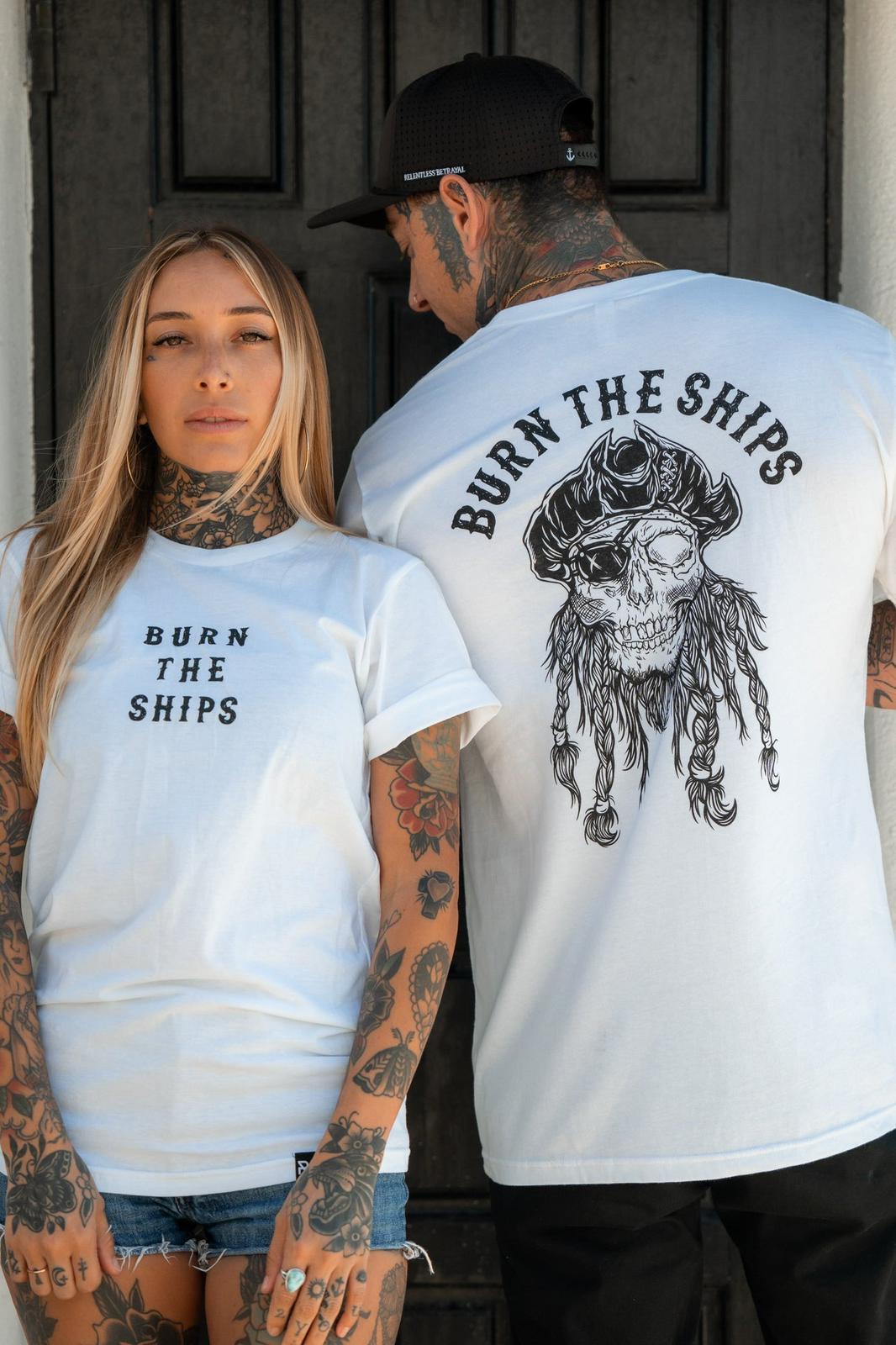 YL39 BURN THE SHIPS BSK TSHIRT