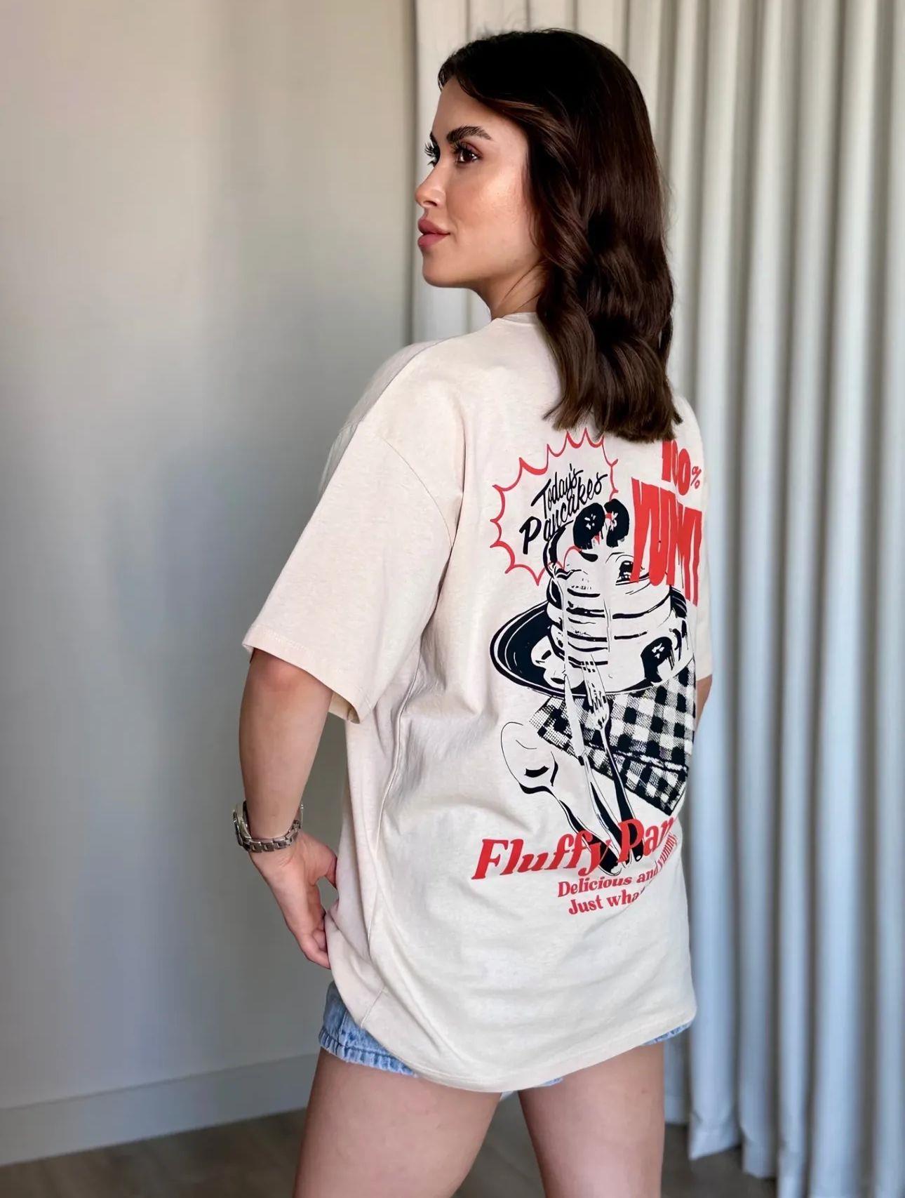 YS132 FLUFFY PANCEKES BSK TSHIRT