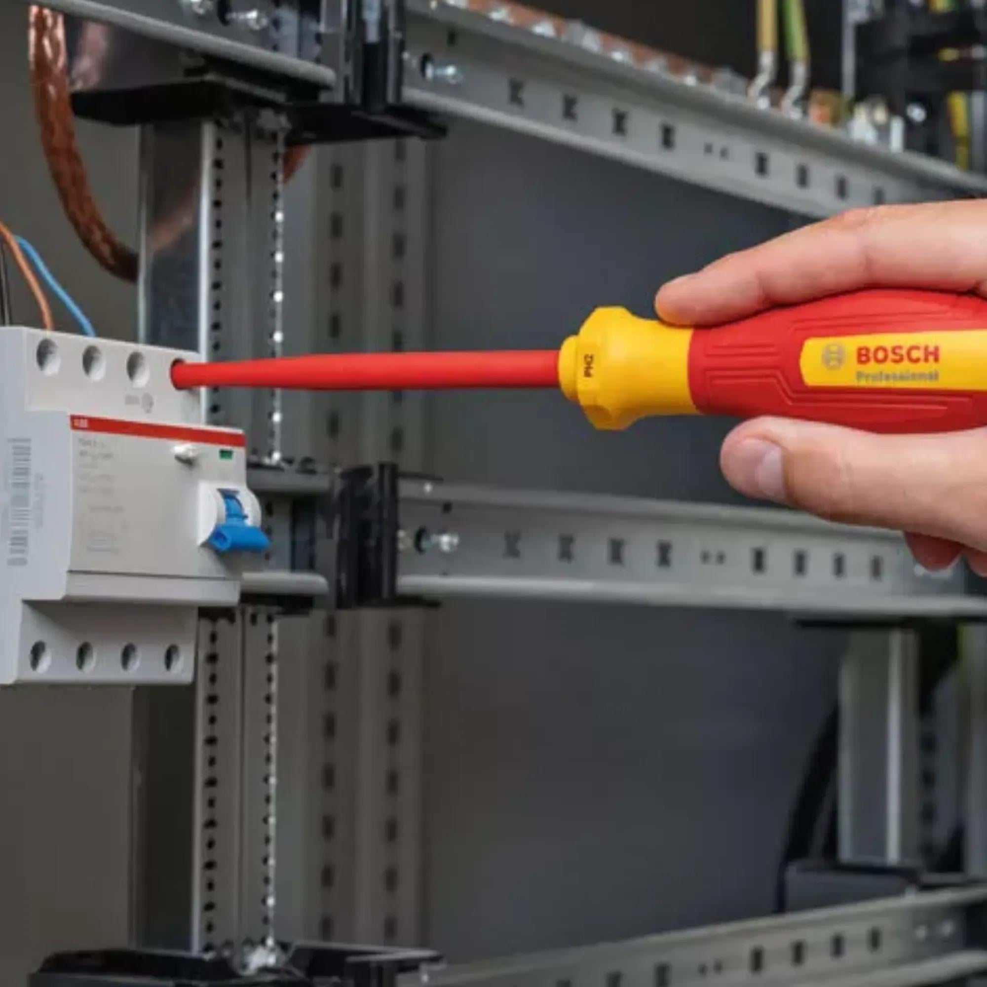 Bosch 7 Parça Elektrikçi Tornavida Seti - Temel İhtiyaçlar İçinBoschBosch Elektrikçi Tornavida Seti 7 Li 263.14.TS01